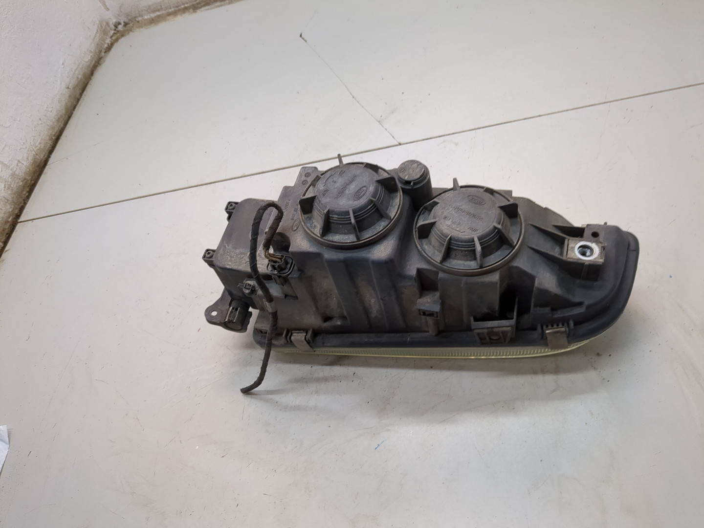 Фара противотуманная правая