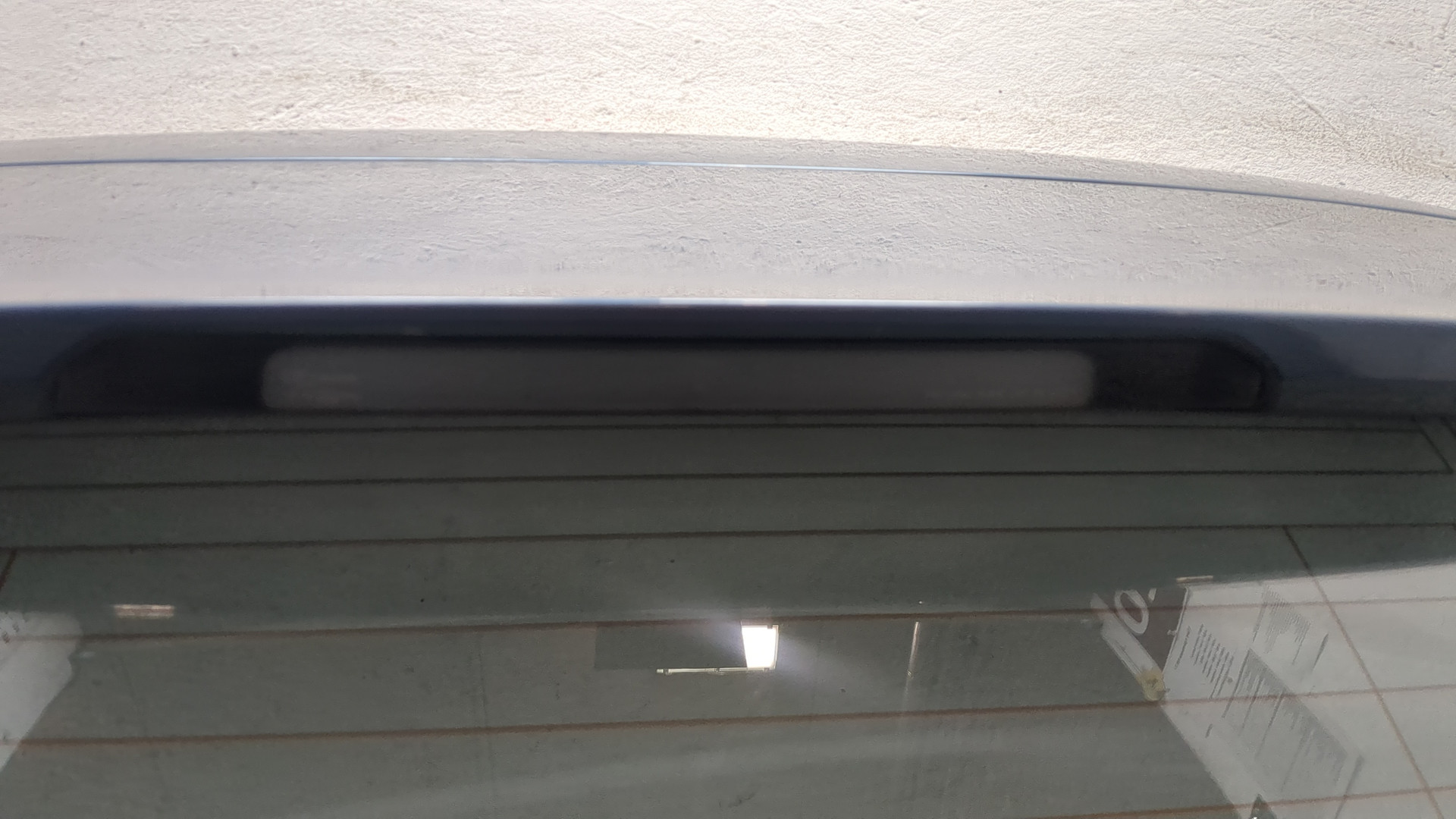 Дверь багажника