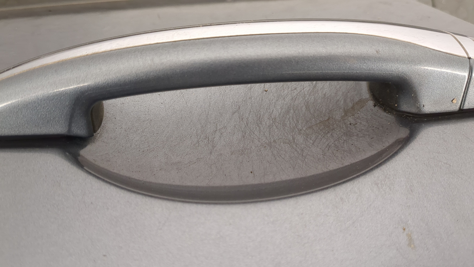 Дверь передняя правая