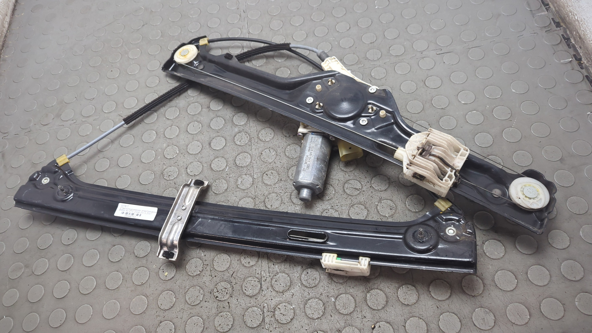 Стеклоподъемник электр. передний левый