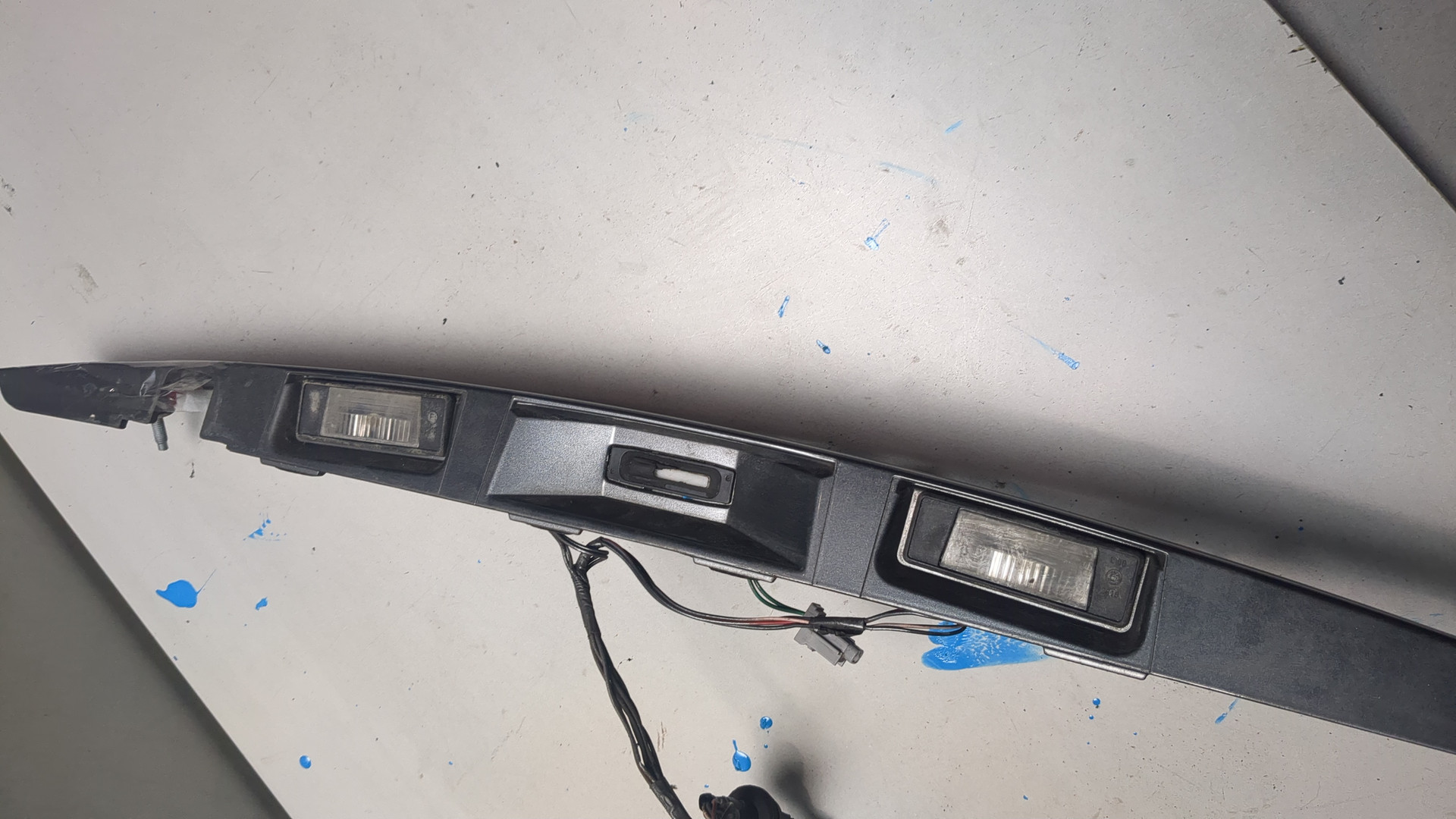 Фонарь подсветки номера