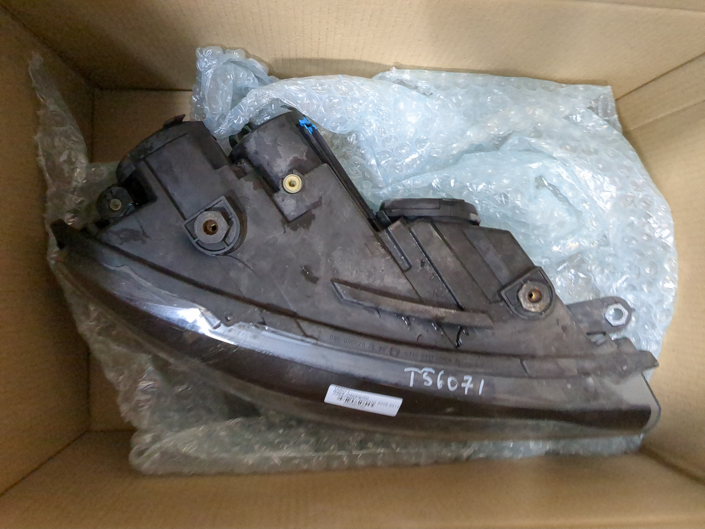 Фара правая