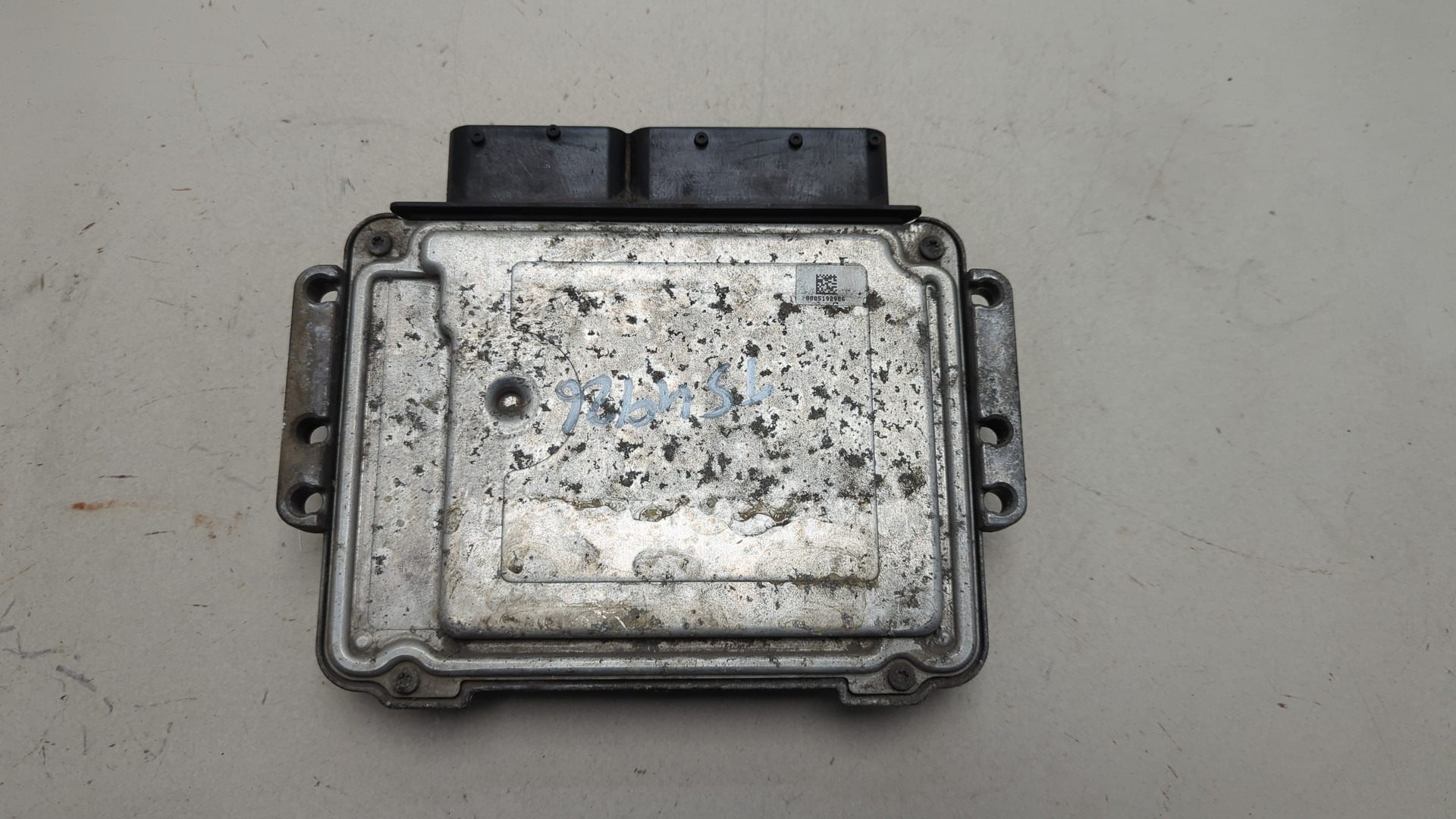 Блок управления двигателем