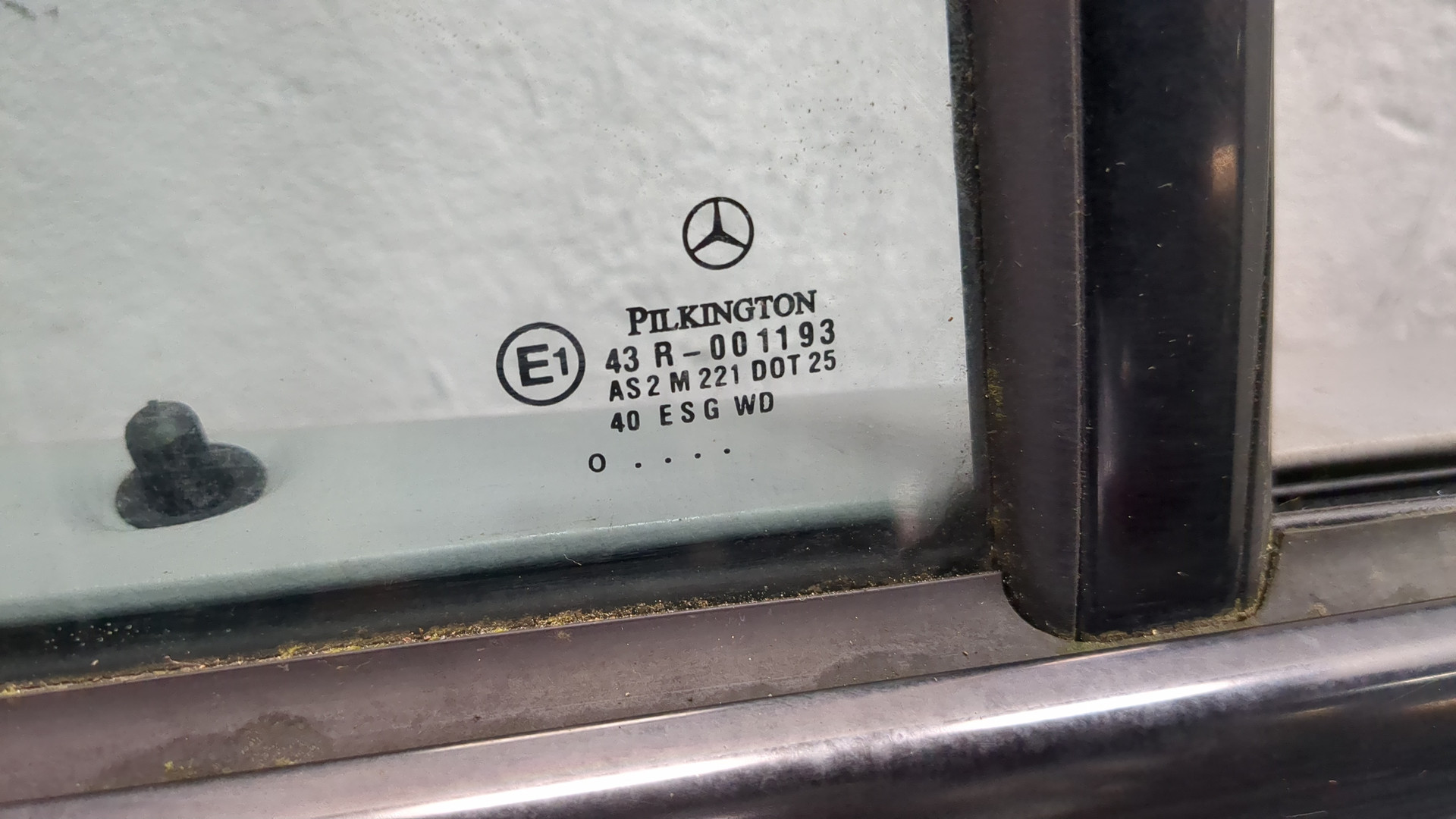 Дверь задняя правая