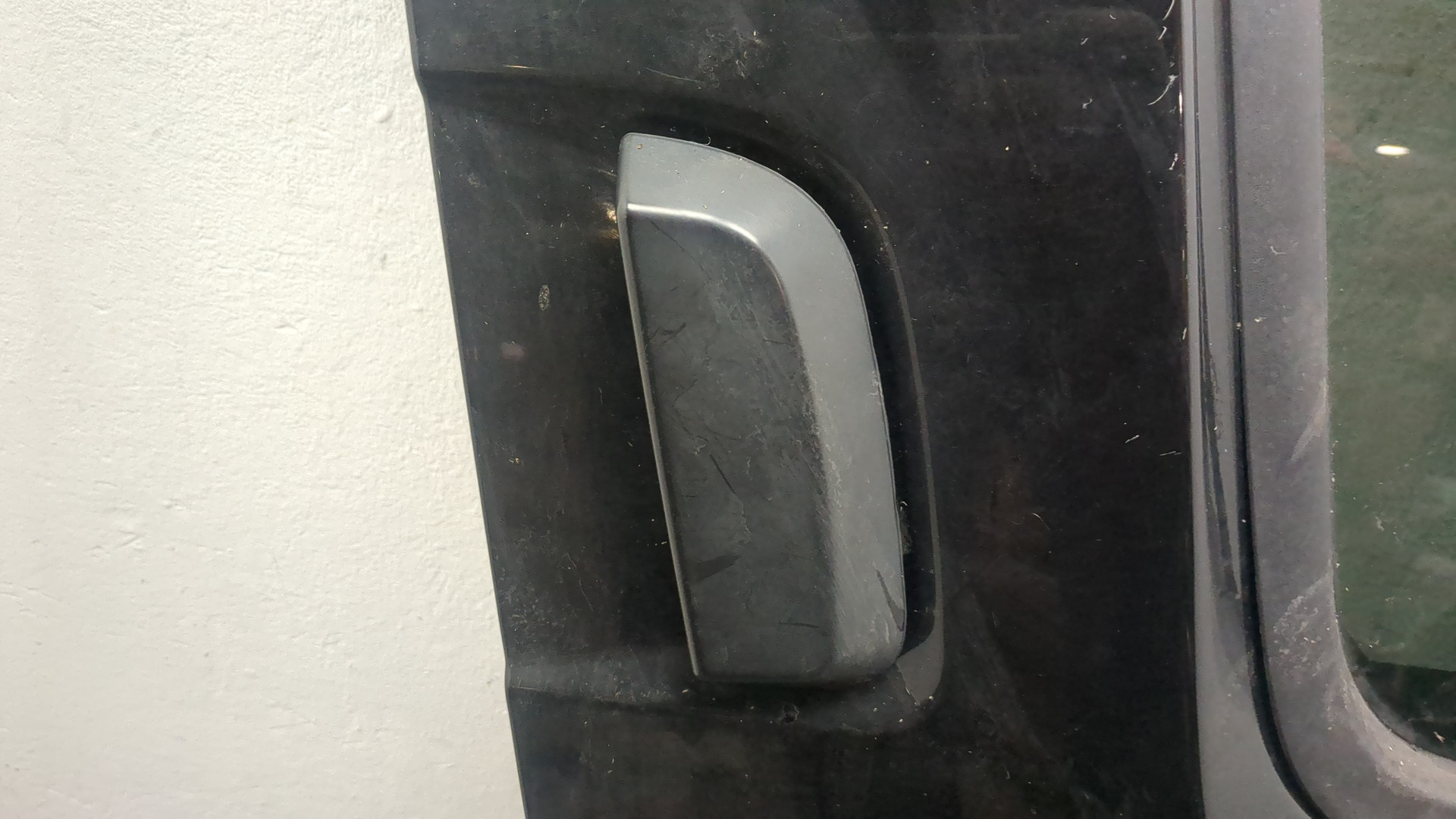 Дверь задняя правая