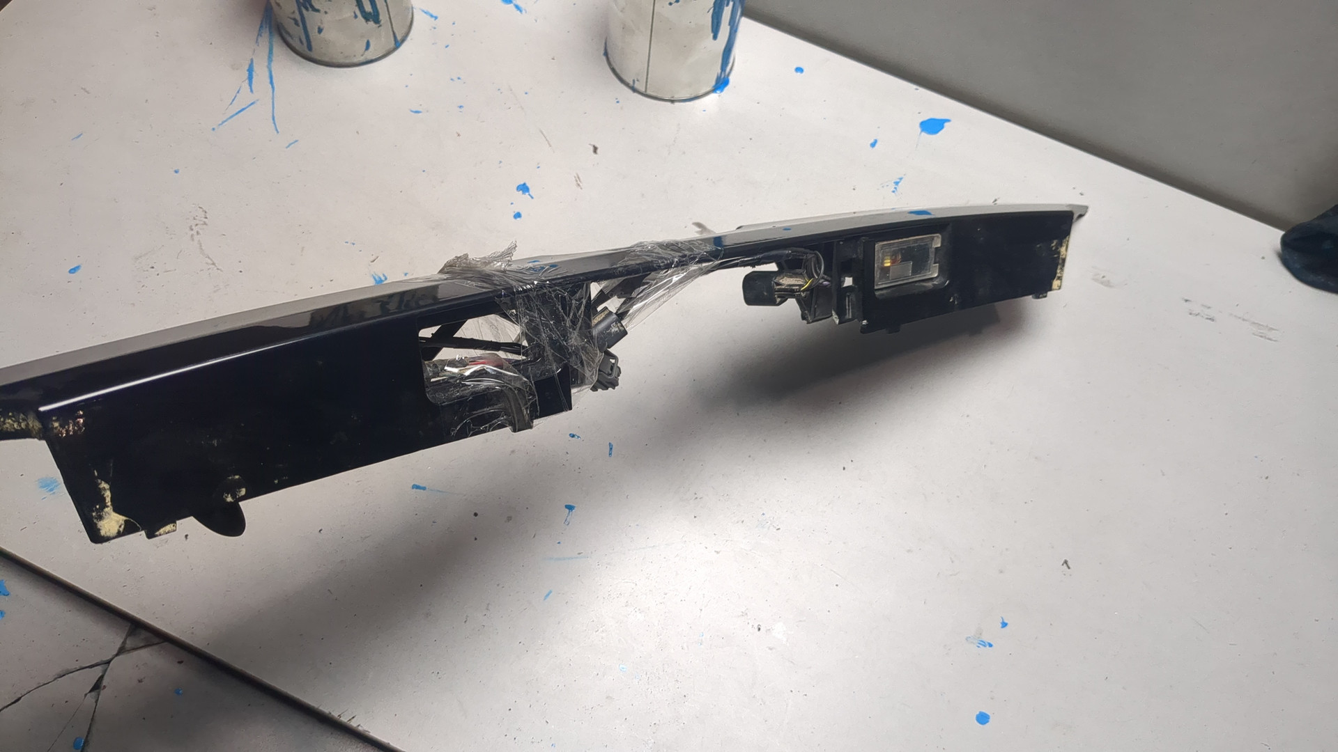 Фонарь подсветки номера