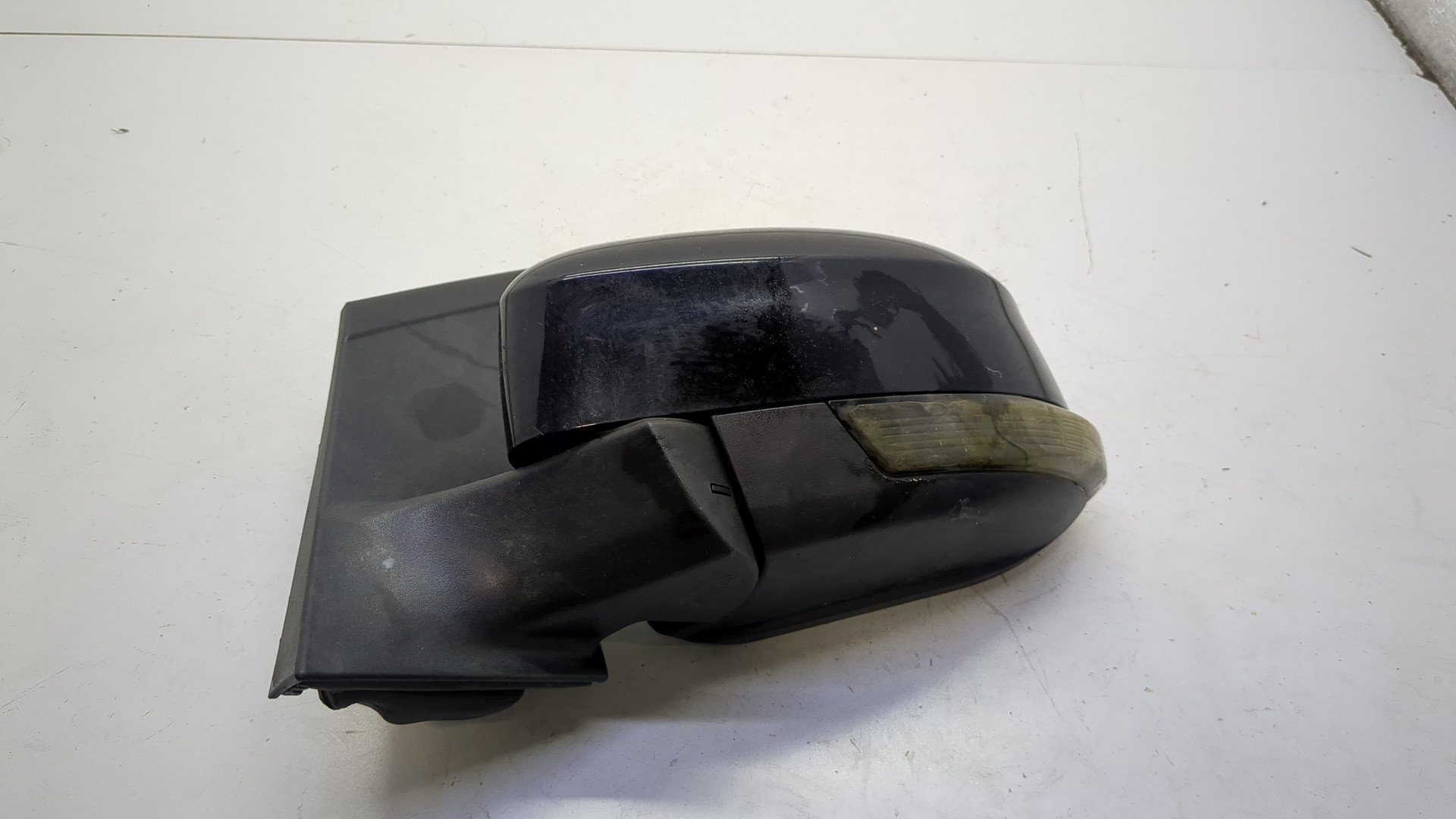 Зеркало левое электрическое