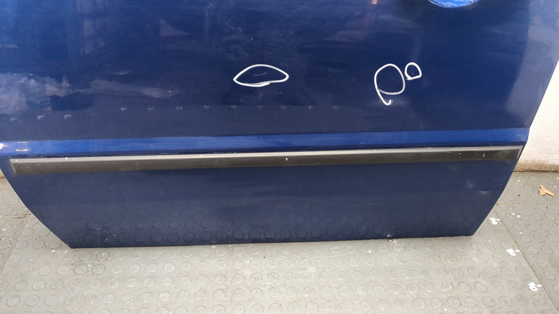 Дверь передняя левая