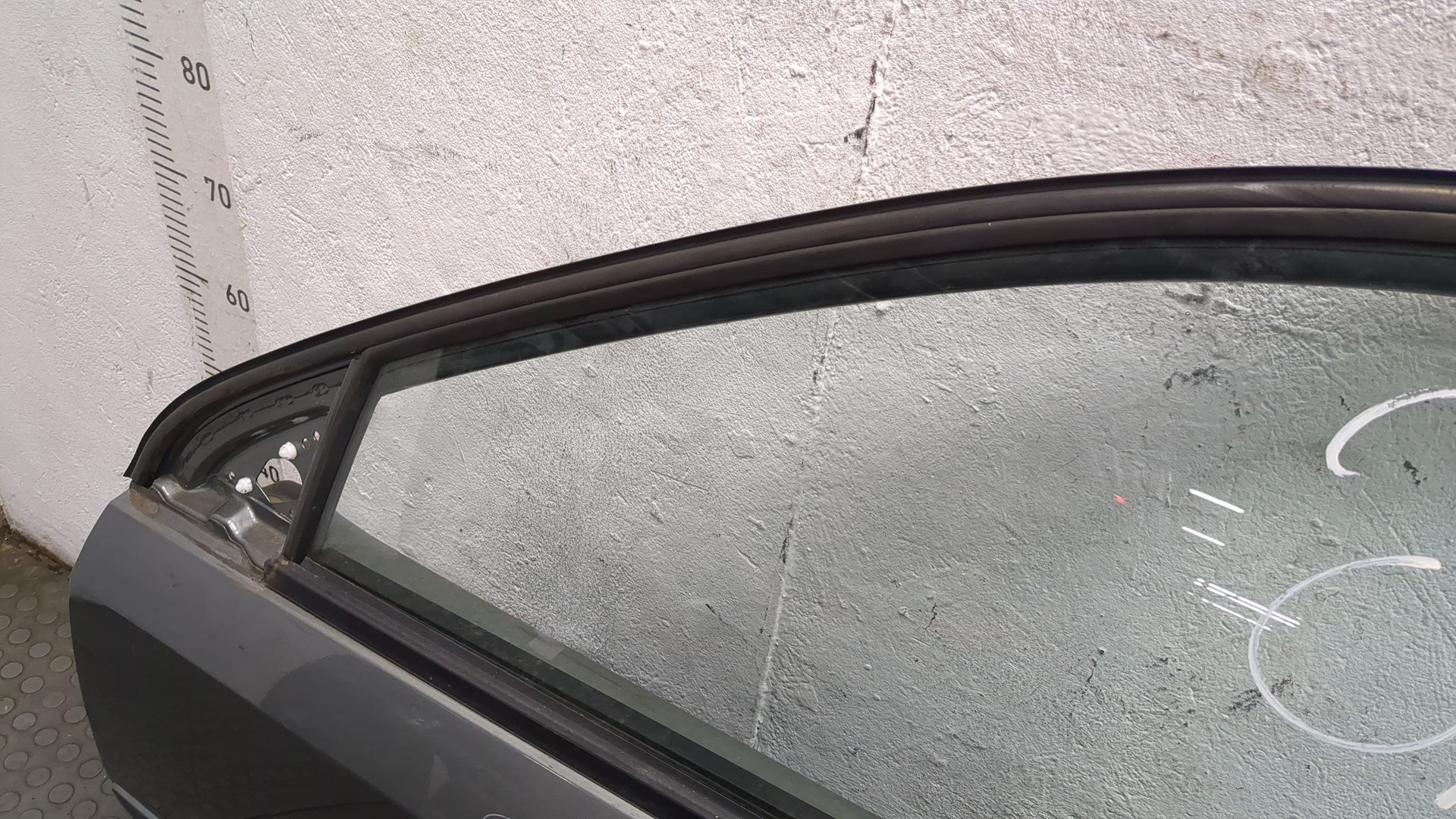 Дверь передняя левая