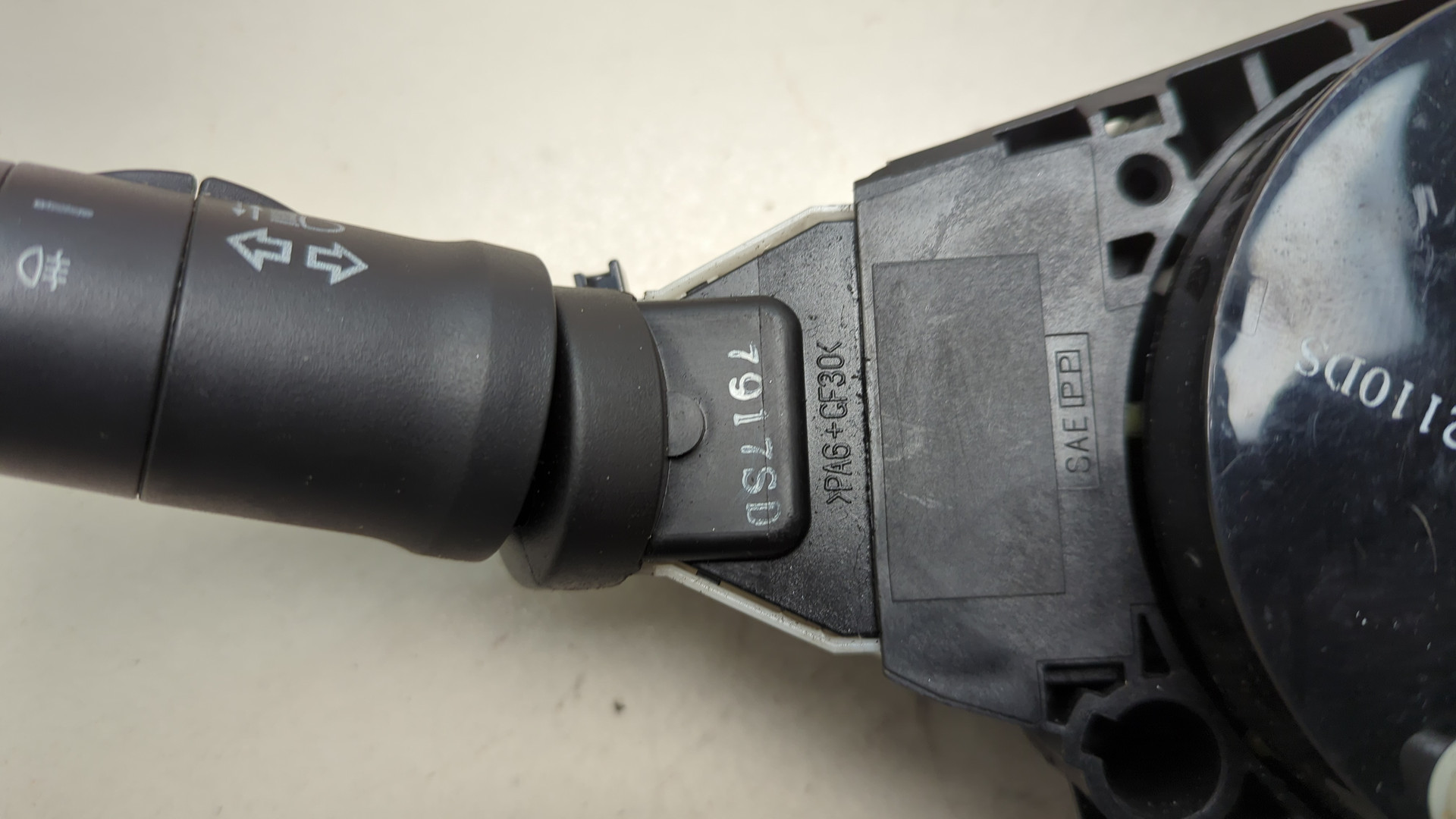 Переключатель подрулевой