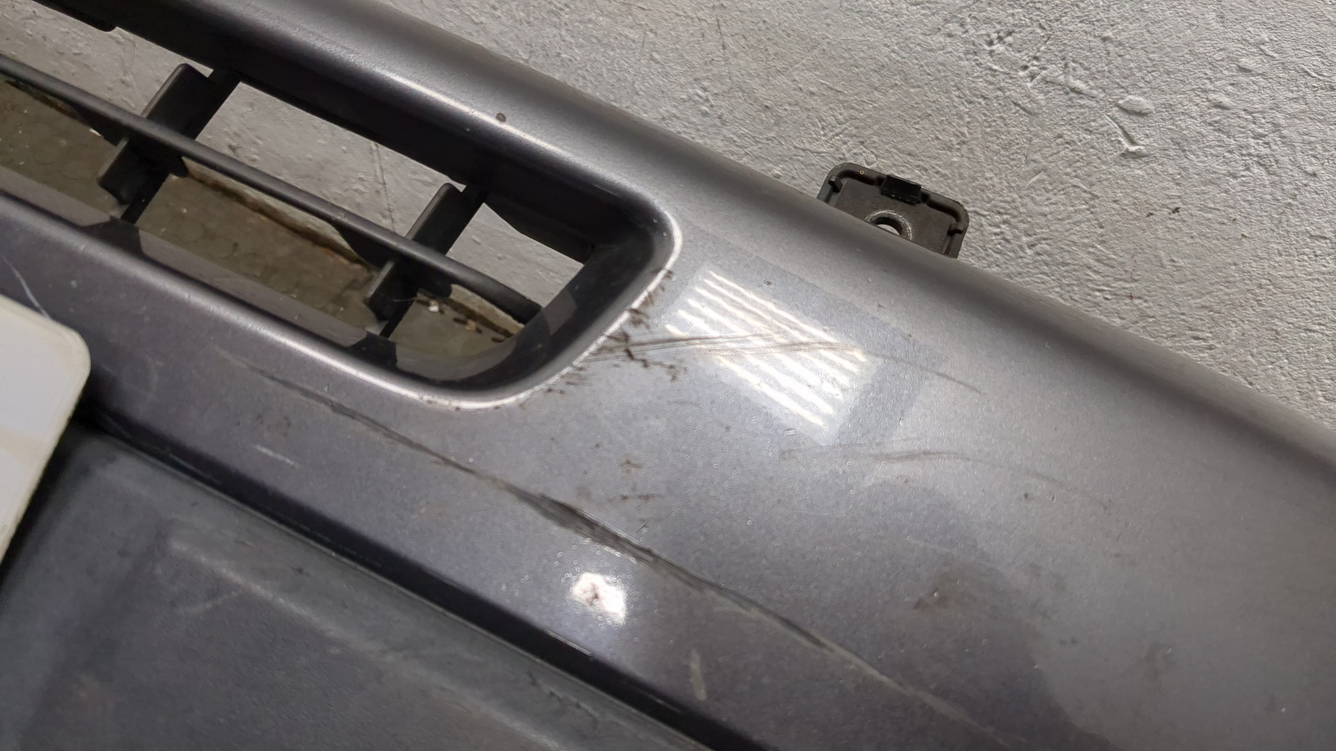 Бампер передний