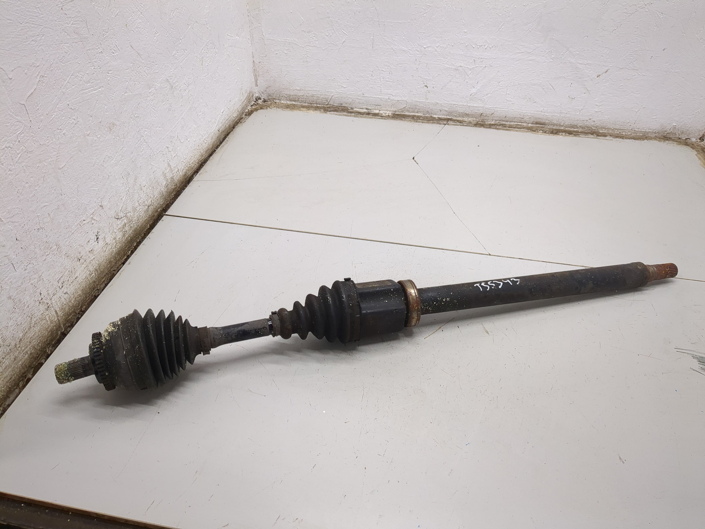 Полуось передняя правая