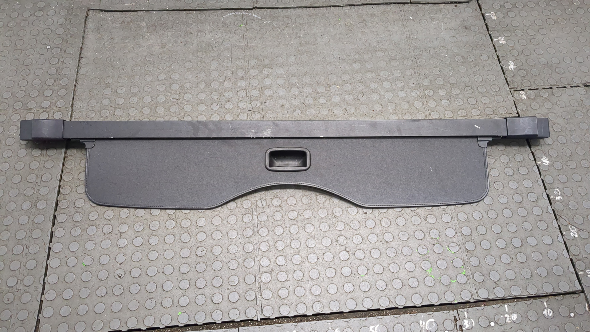 Шторка багажника