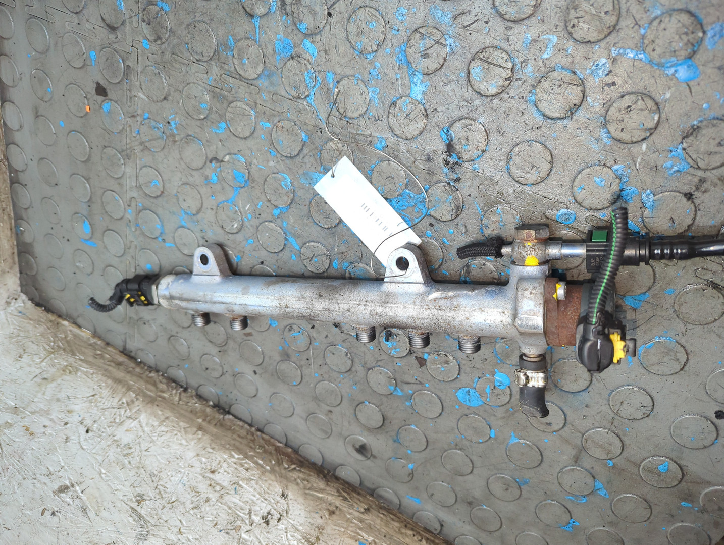 Рейка топливная (рампа)