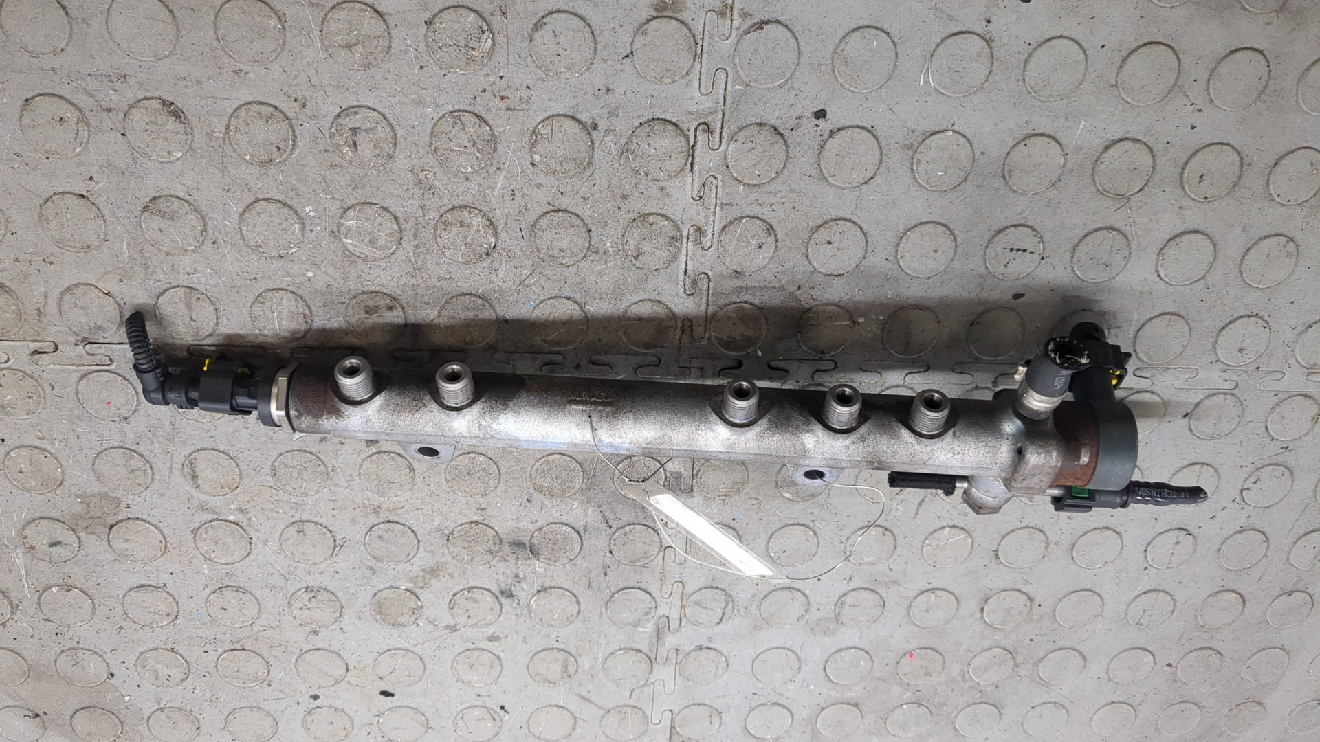 Рейка топливная (рампа)