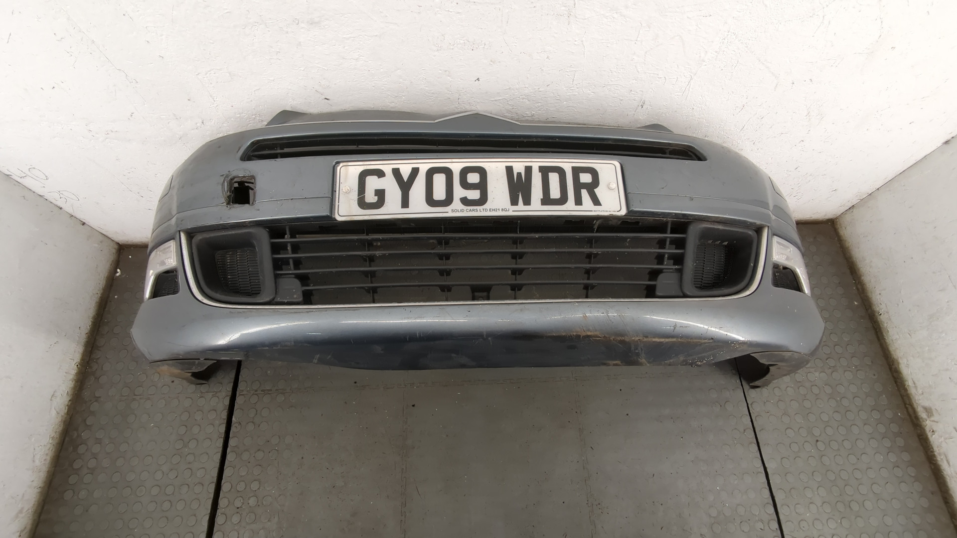 Бампер передний