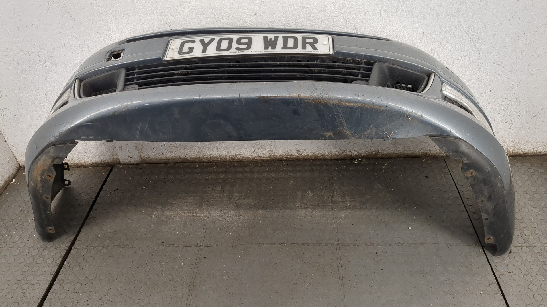 Бампер передний