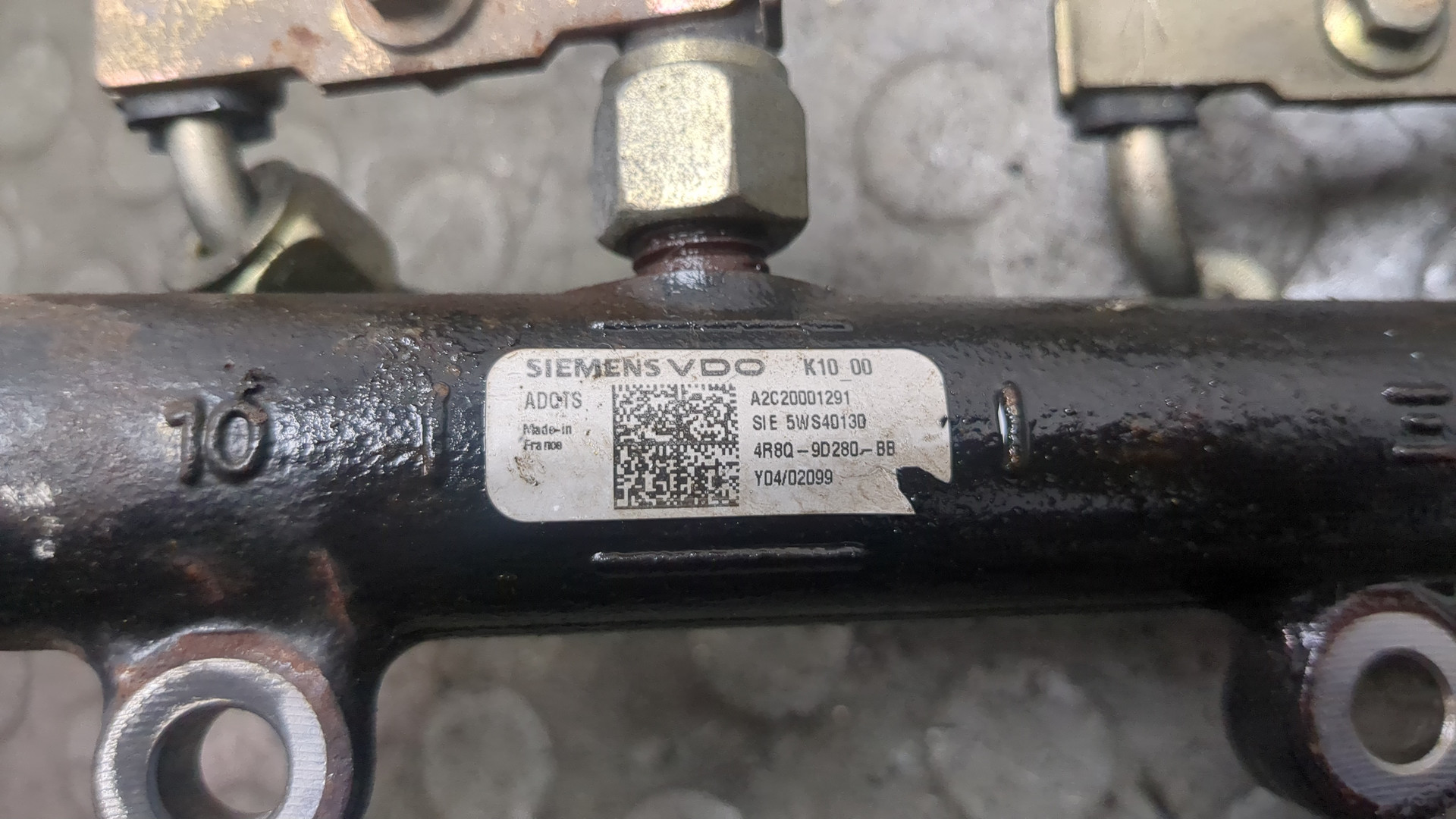 Рейка топливная (рампа)