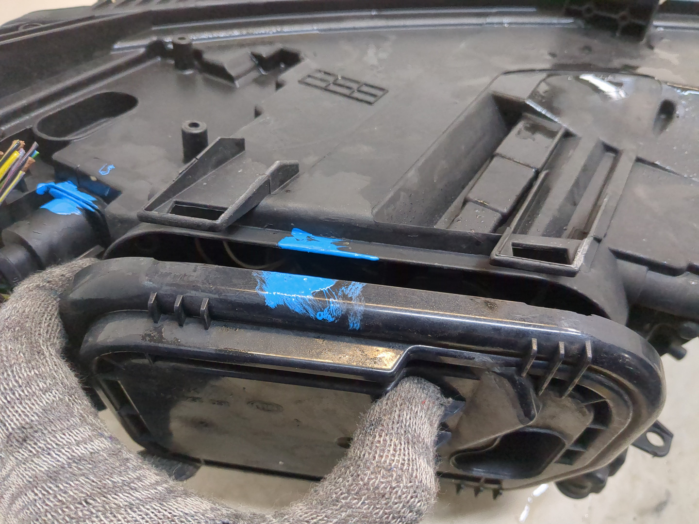 Фара правая