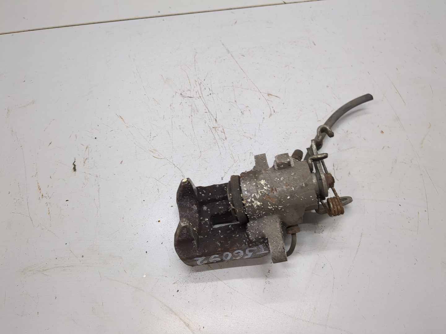 Суппорт задний левый