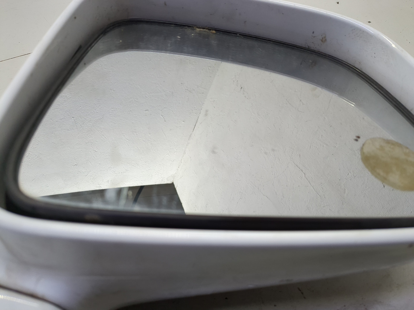 Зеркало правое электрическое