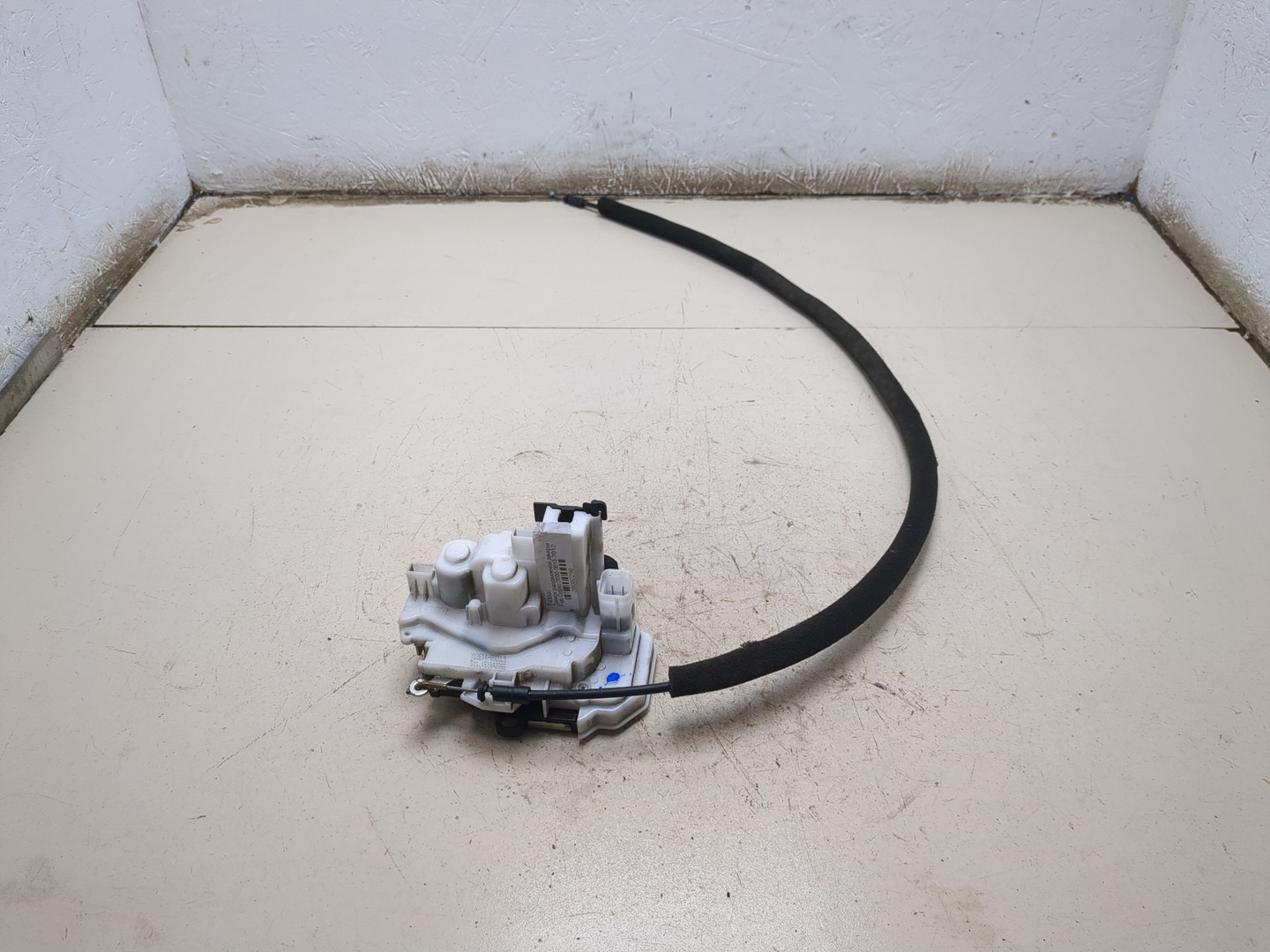 Замок двери сдвижной