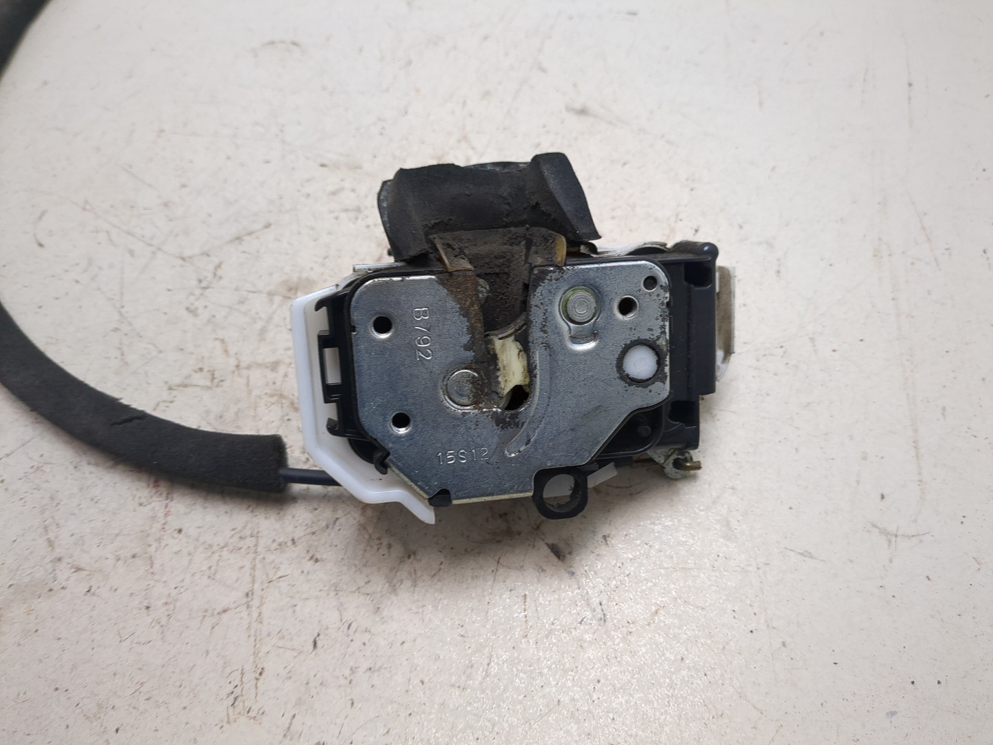 Замок двери сдвижной