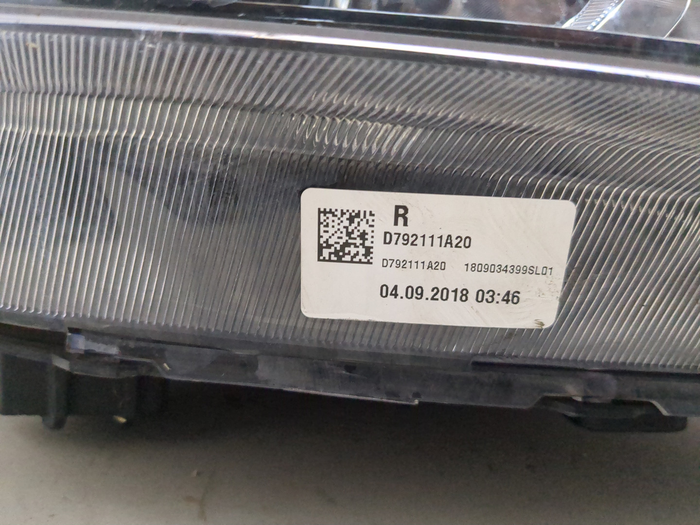 Фара правая