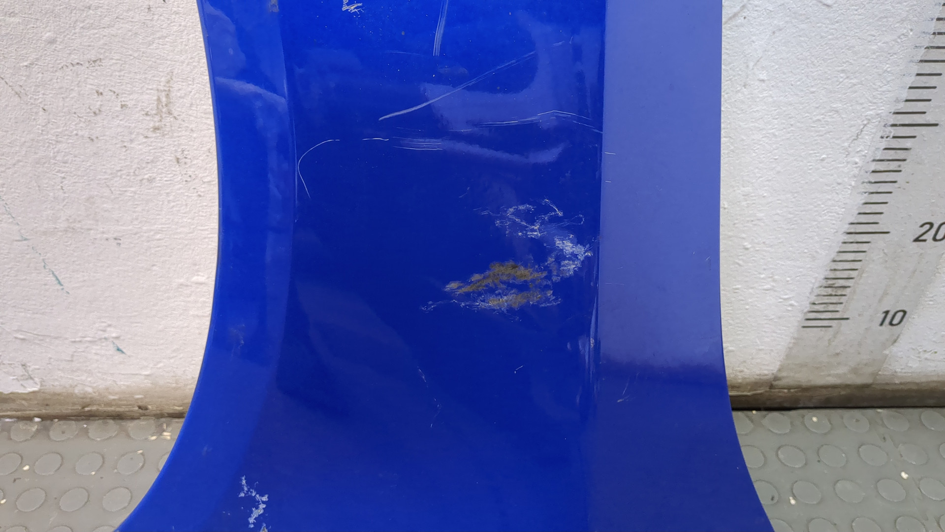 Крыло переднее левое