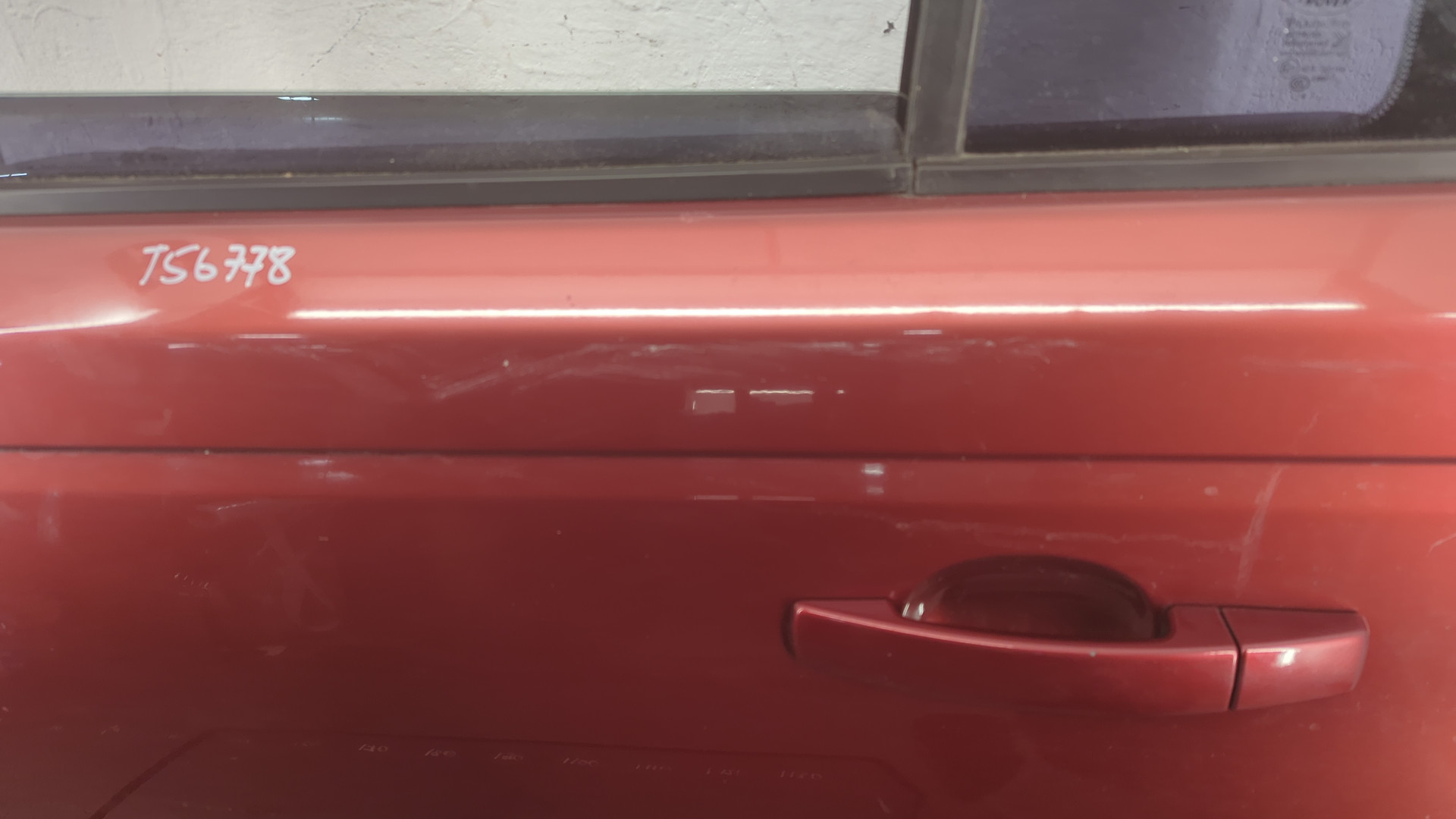 Дверь задняя левая