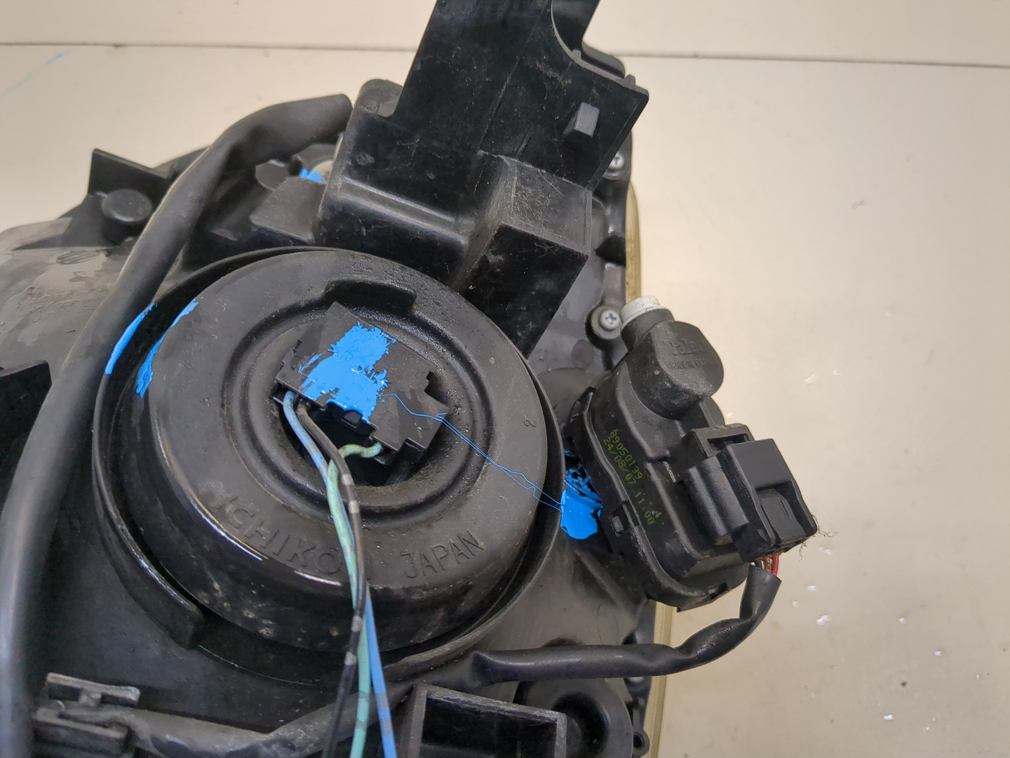 Фара правая