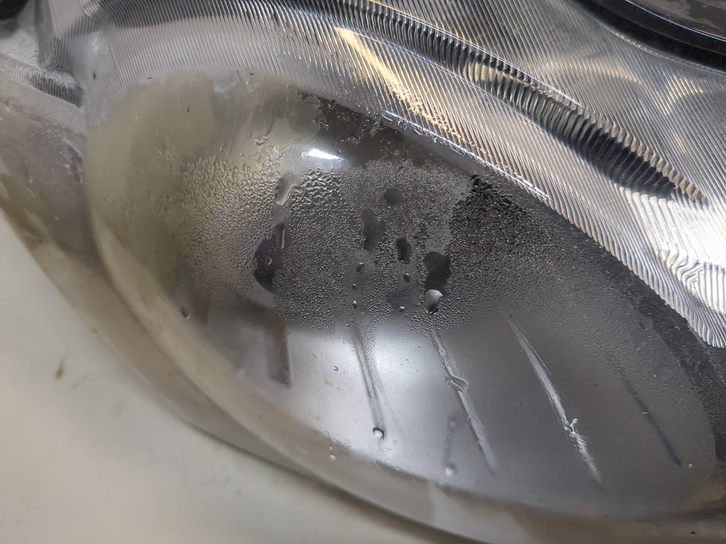 Фара правая