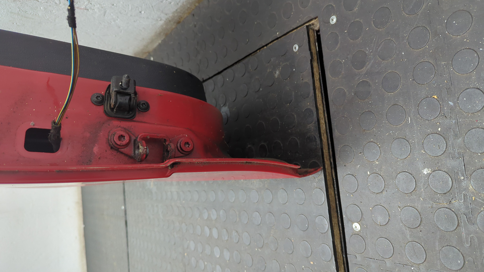 Дверь задняя правая