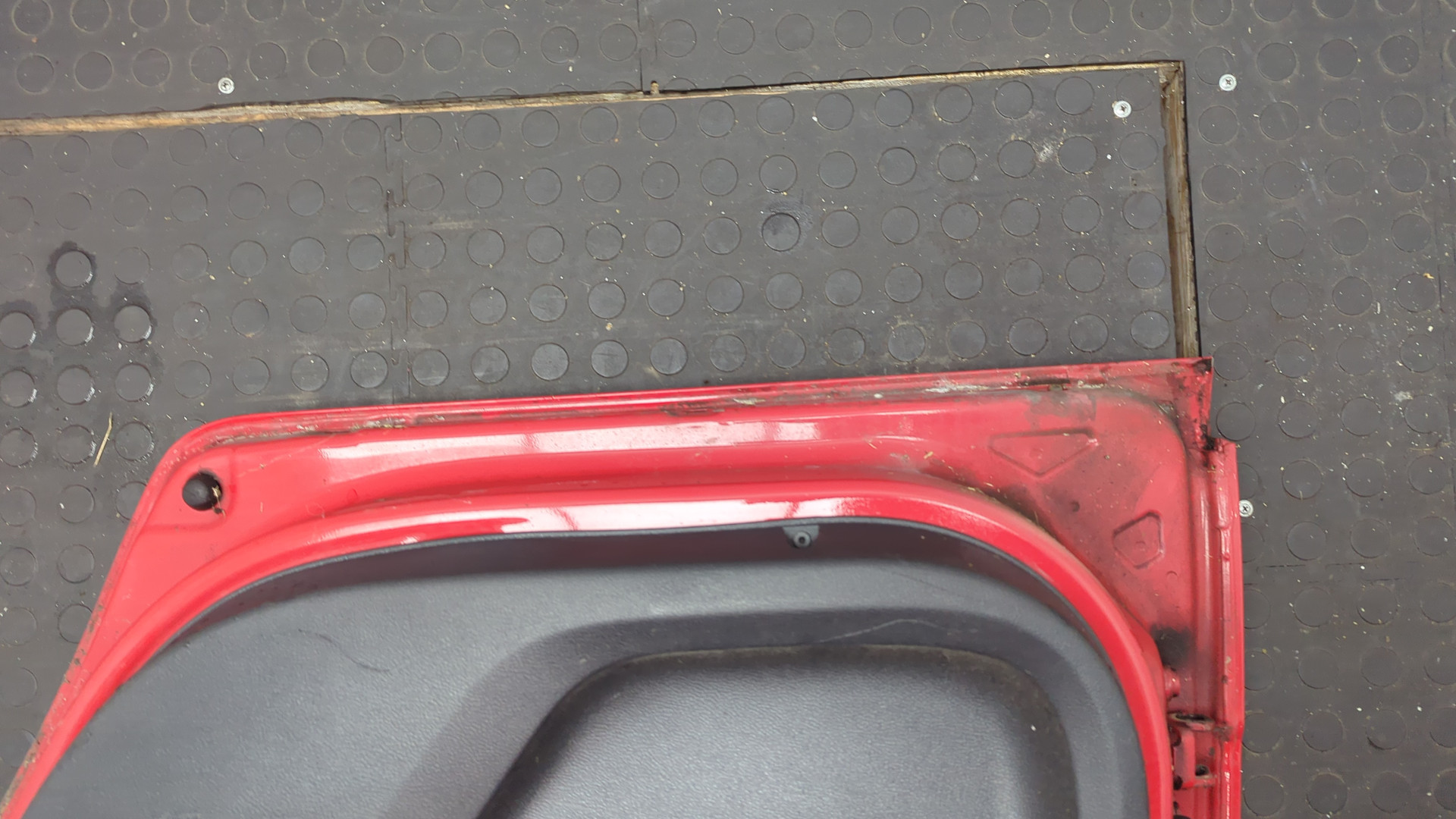 Дверь задняя правая