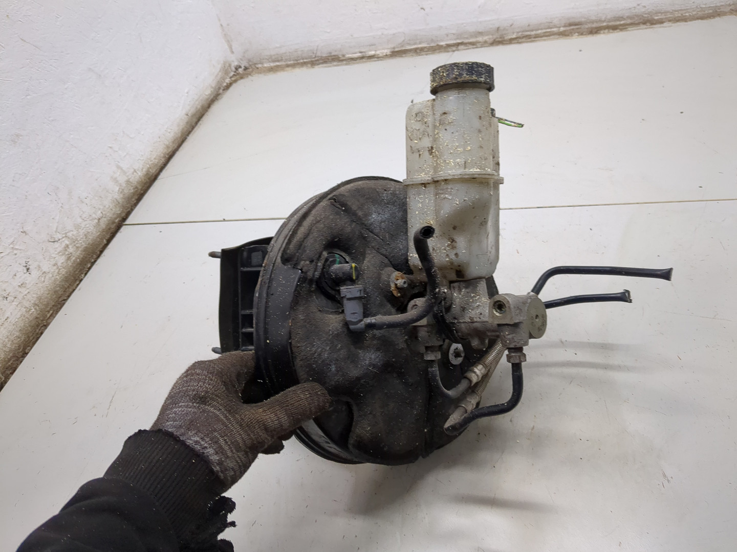 Цилиндр тормозной главный