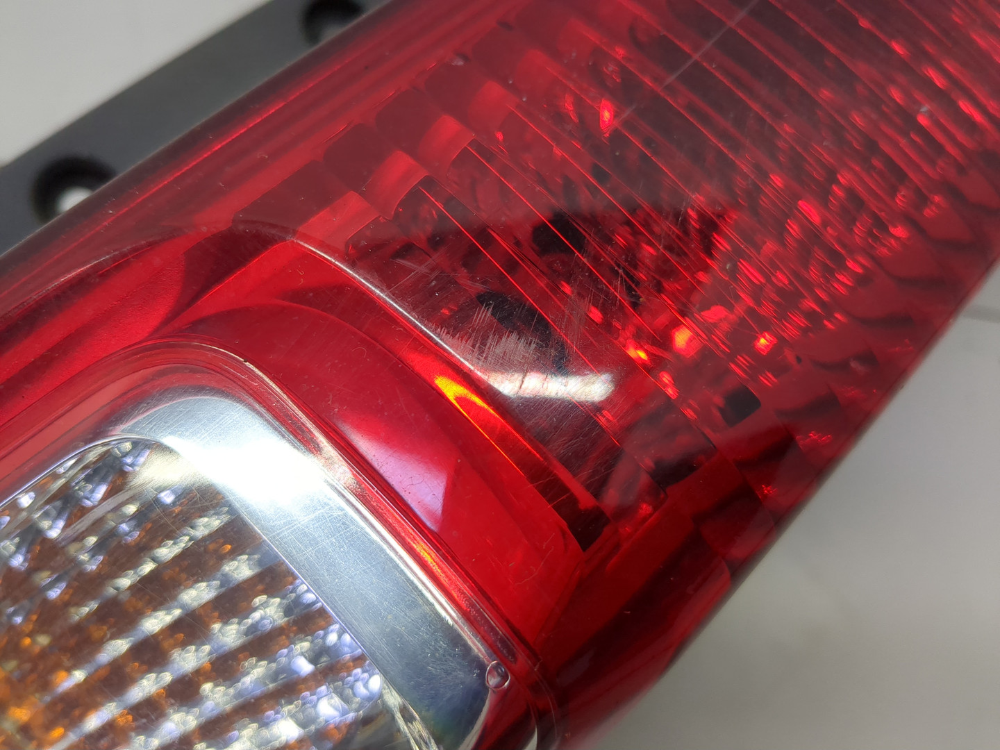 Фонарь задний правый