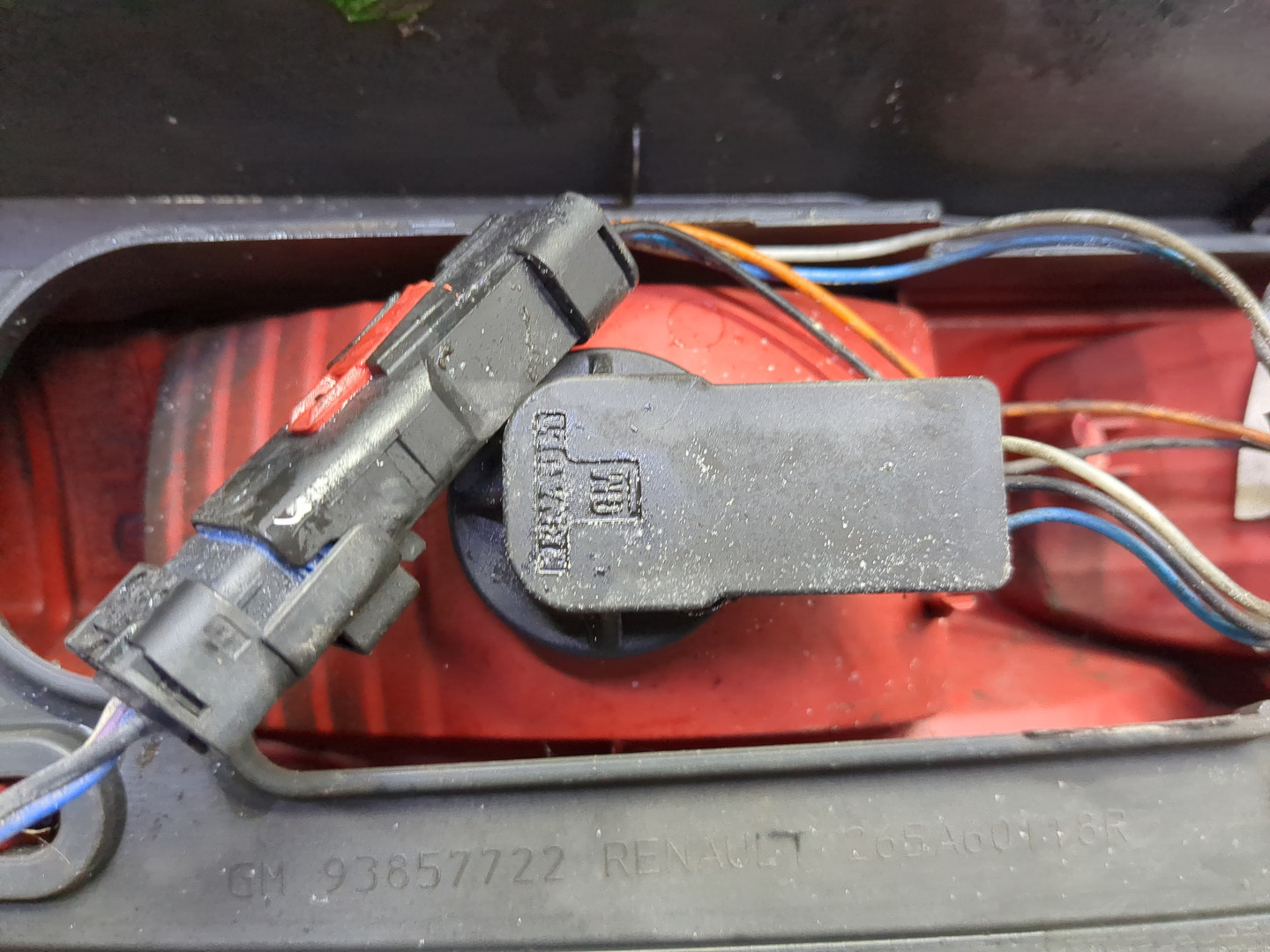 Фонарь задний правый