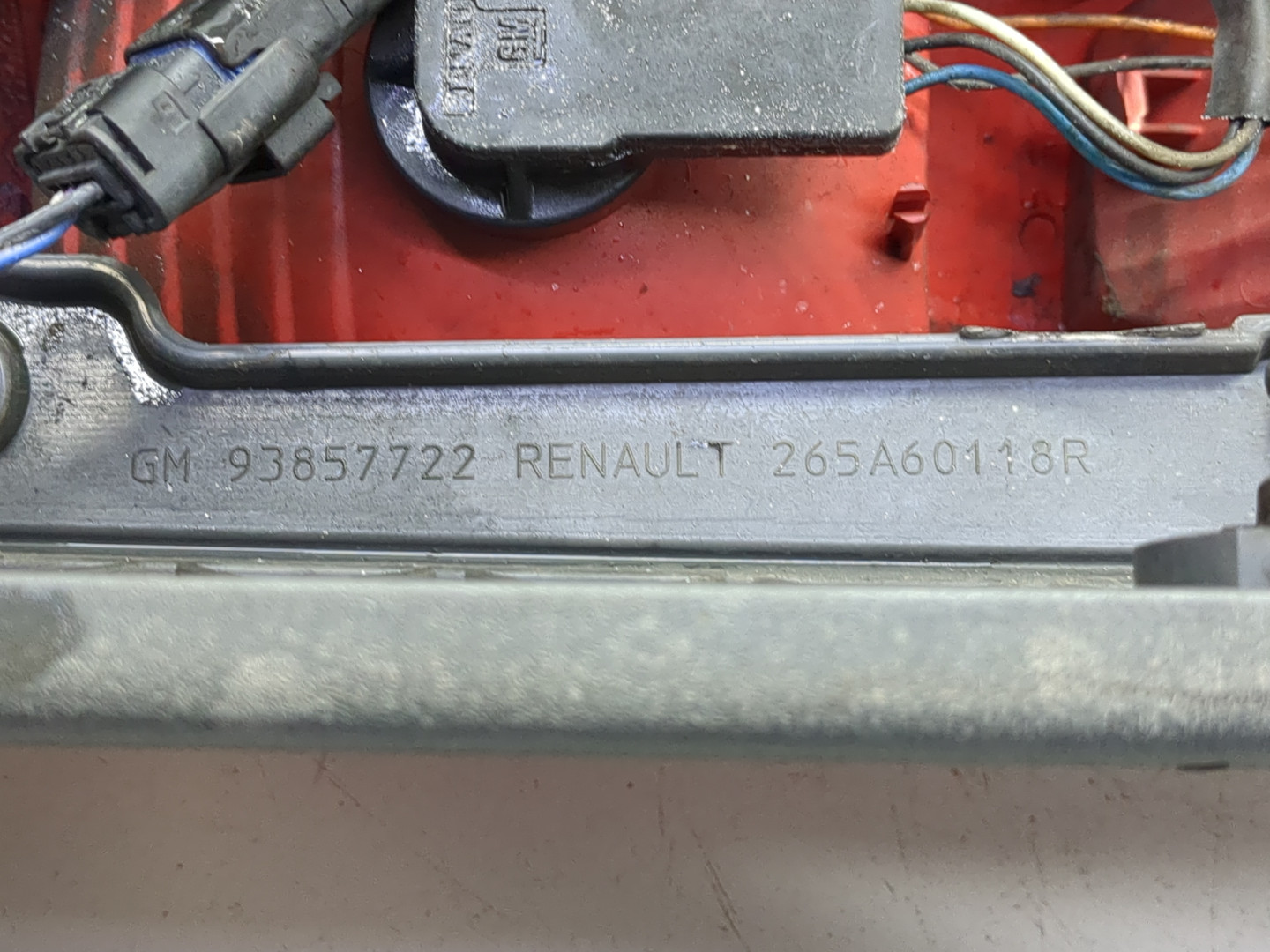 Фонарь задний правый