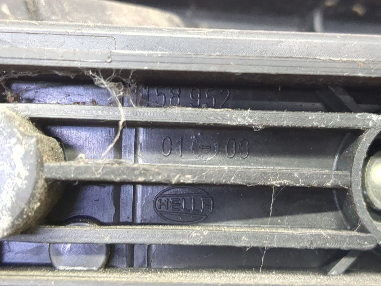 Фонарь задний правый