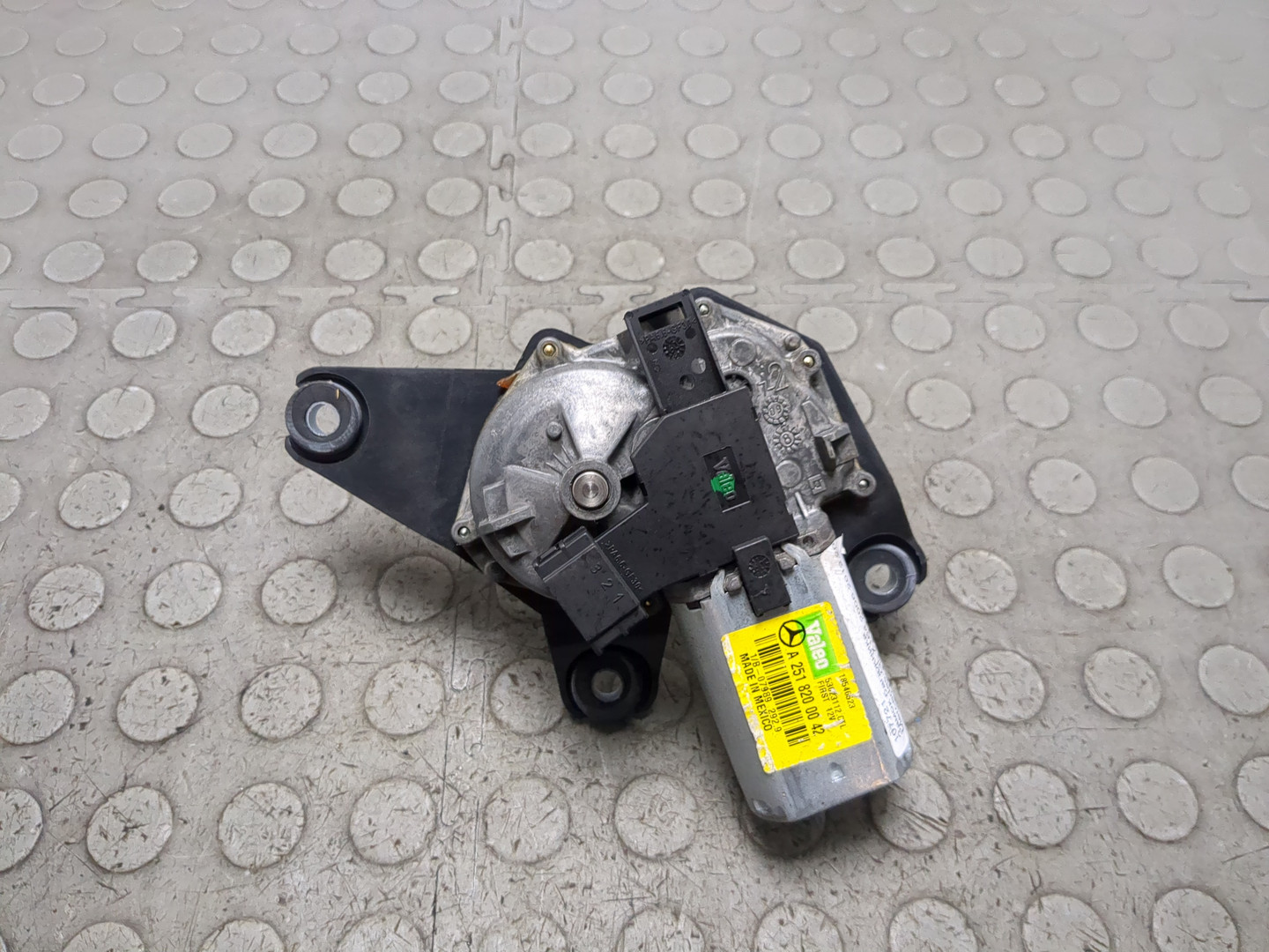 Моторчик стеклоочистителя задний