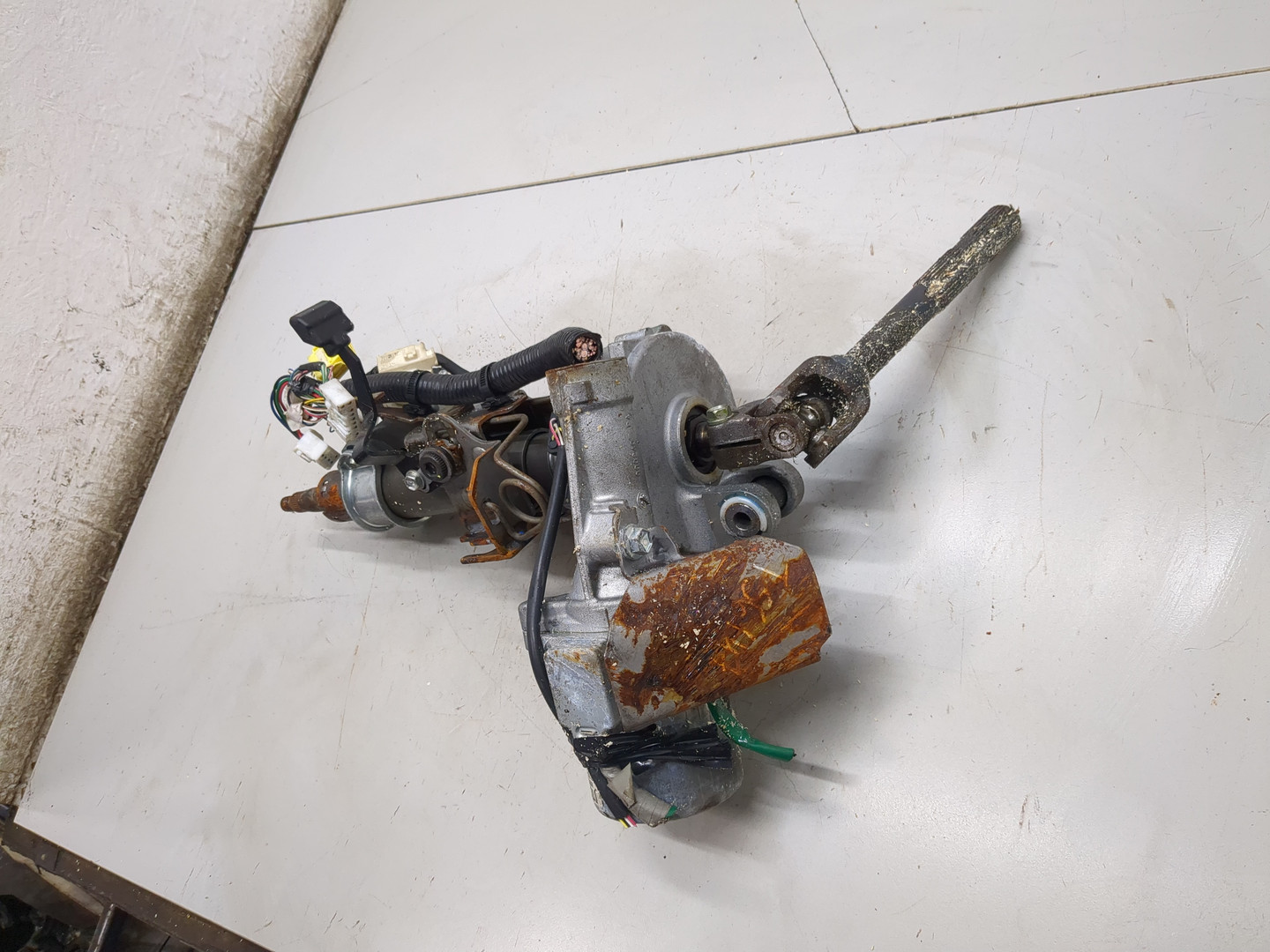 Серводвигатель рулевой рейки