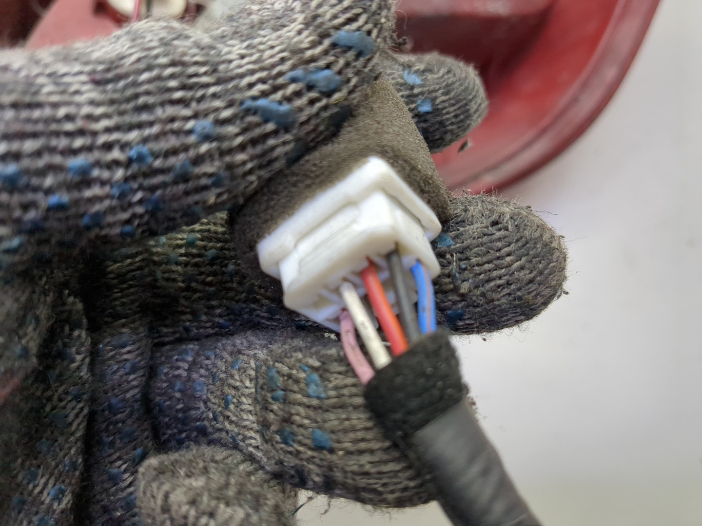 Фонарь задний левый