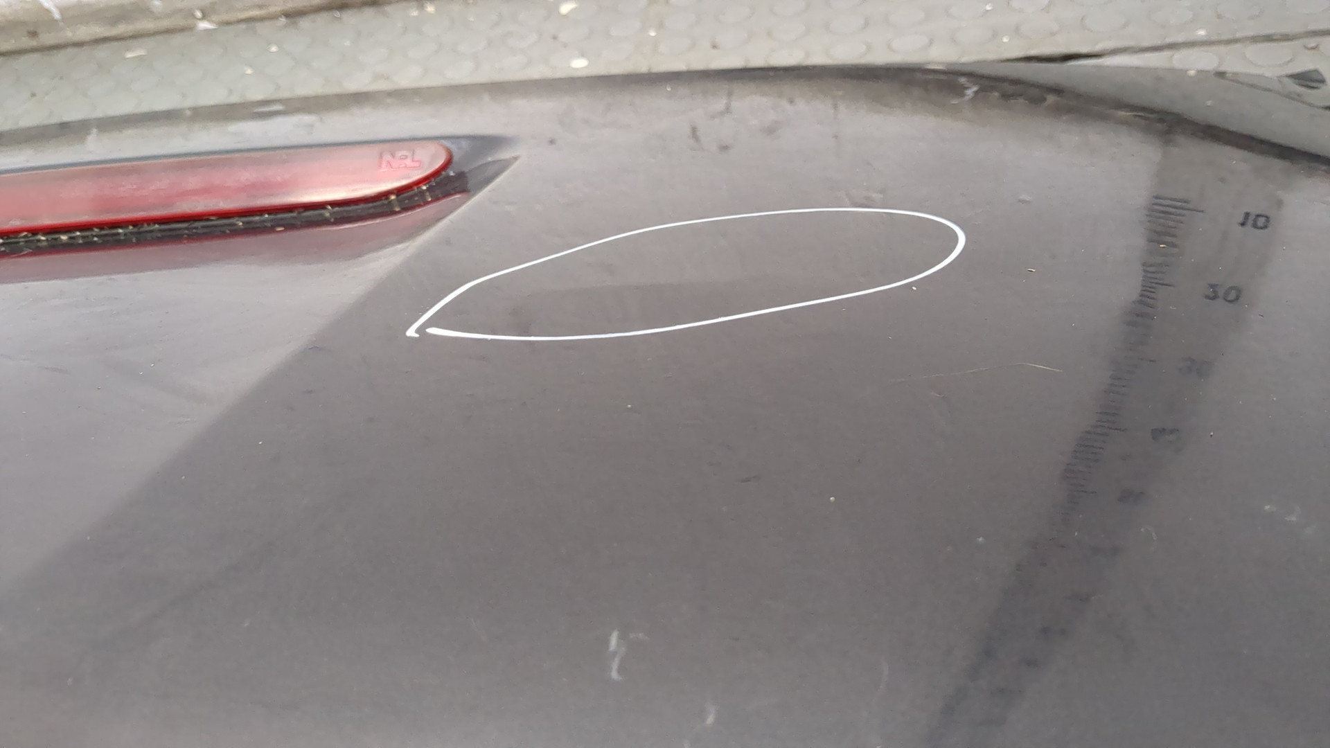 Дверь багажника