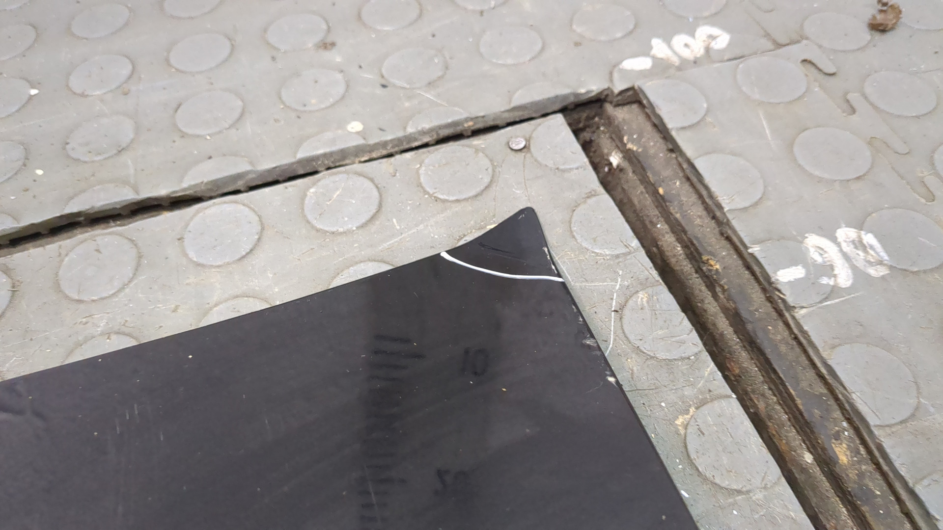 Дверь багажника