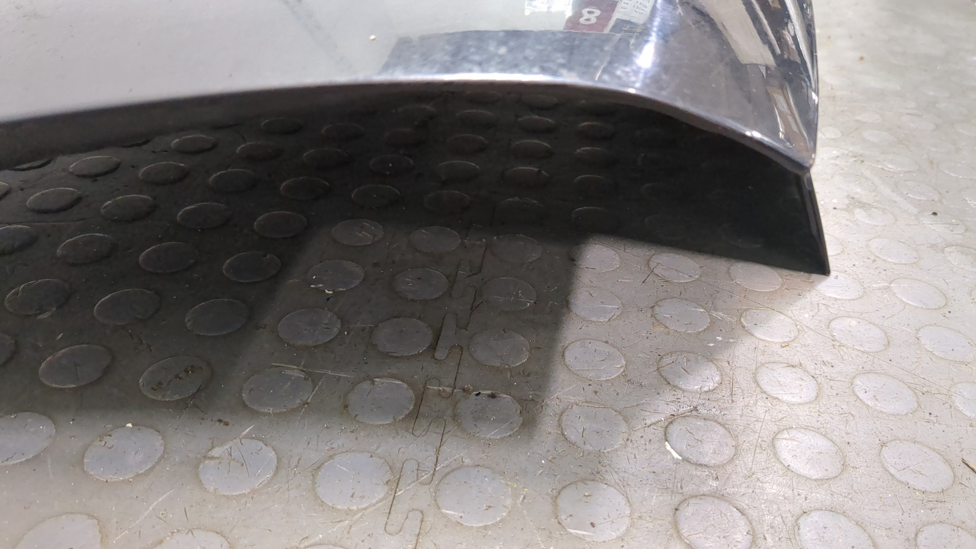 Дверь багажника