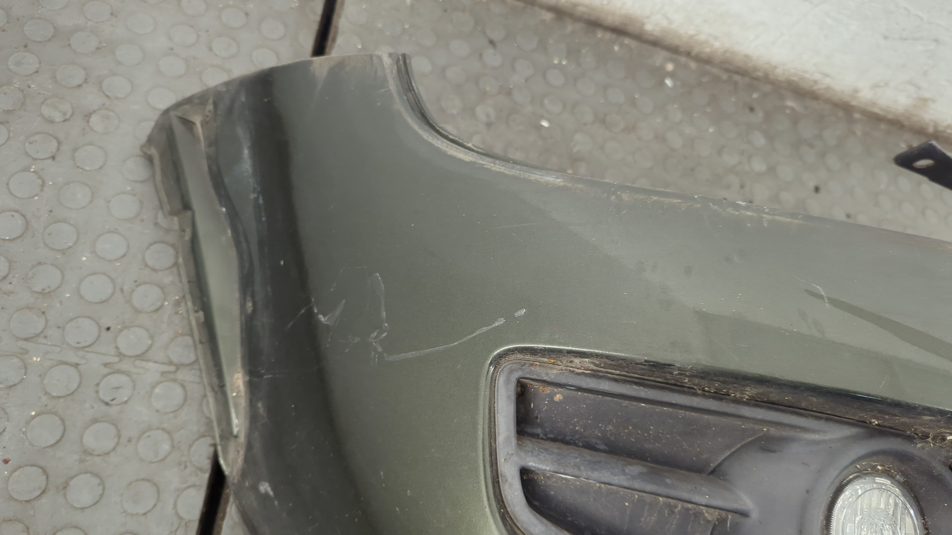 Бампер передний