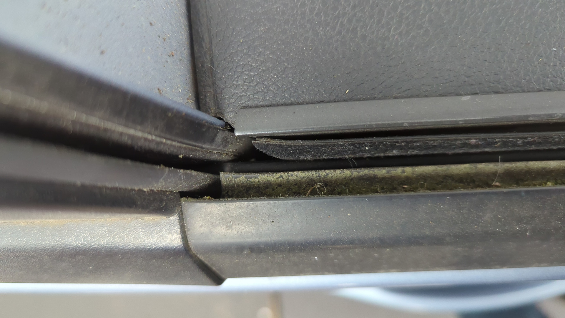 Дверь передняя правая