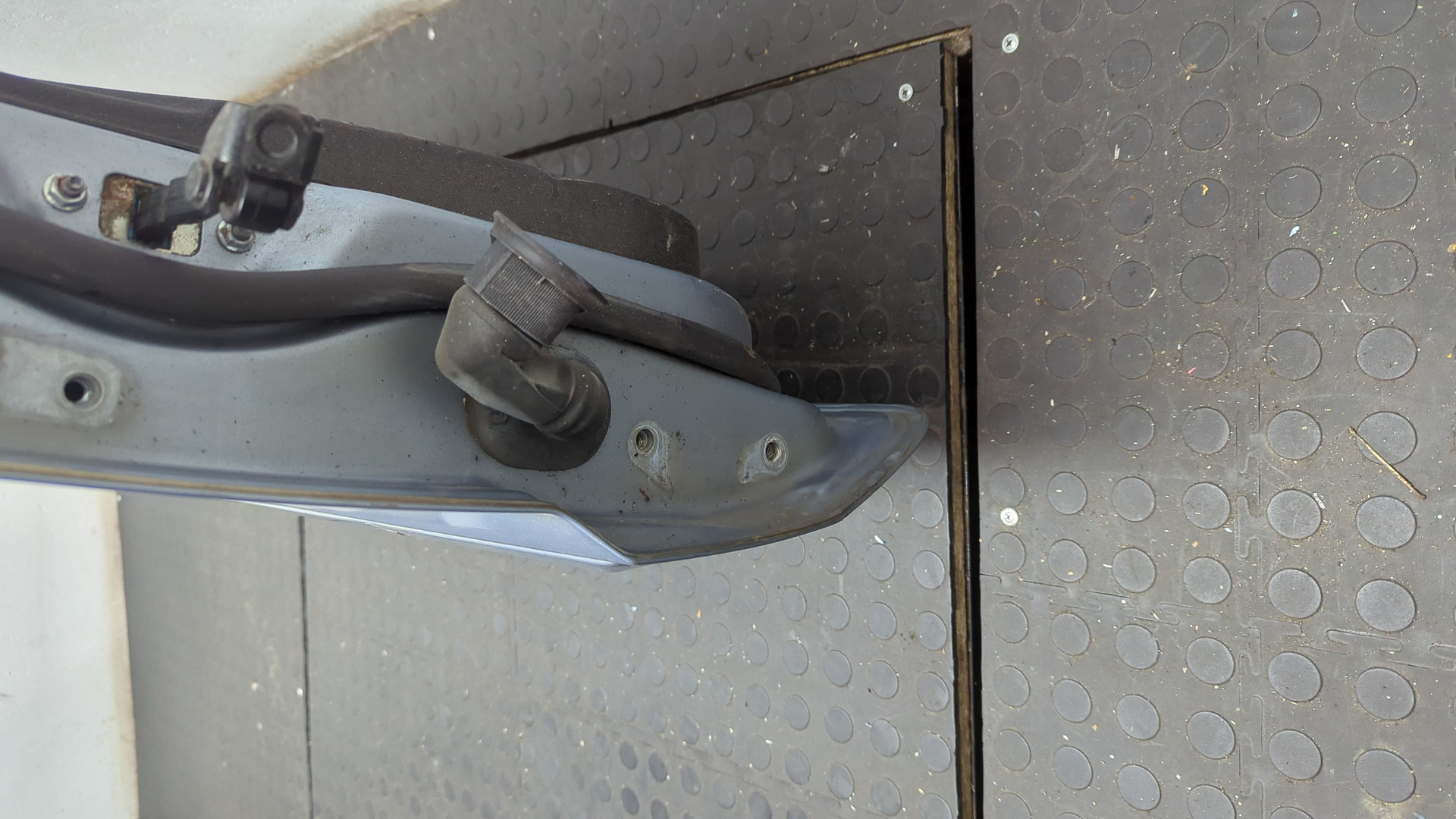 Дверь передняя правая