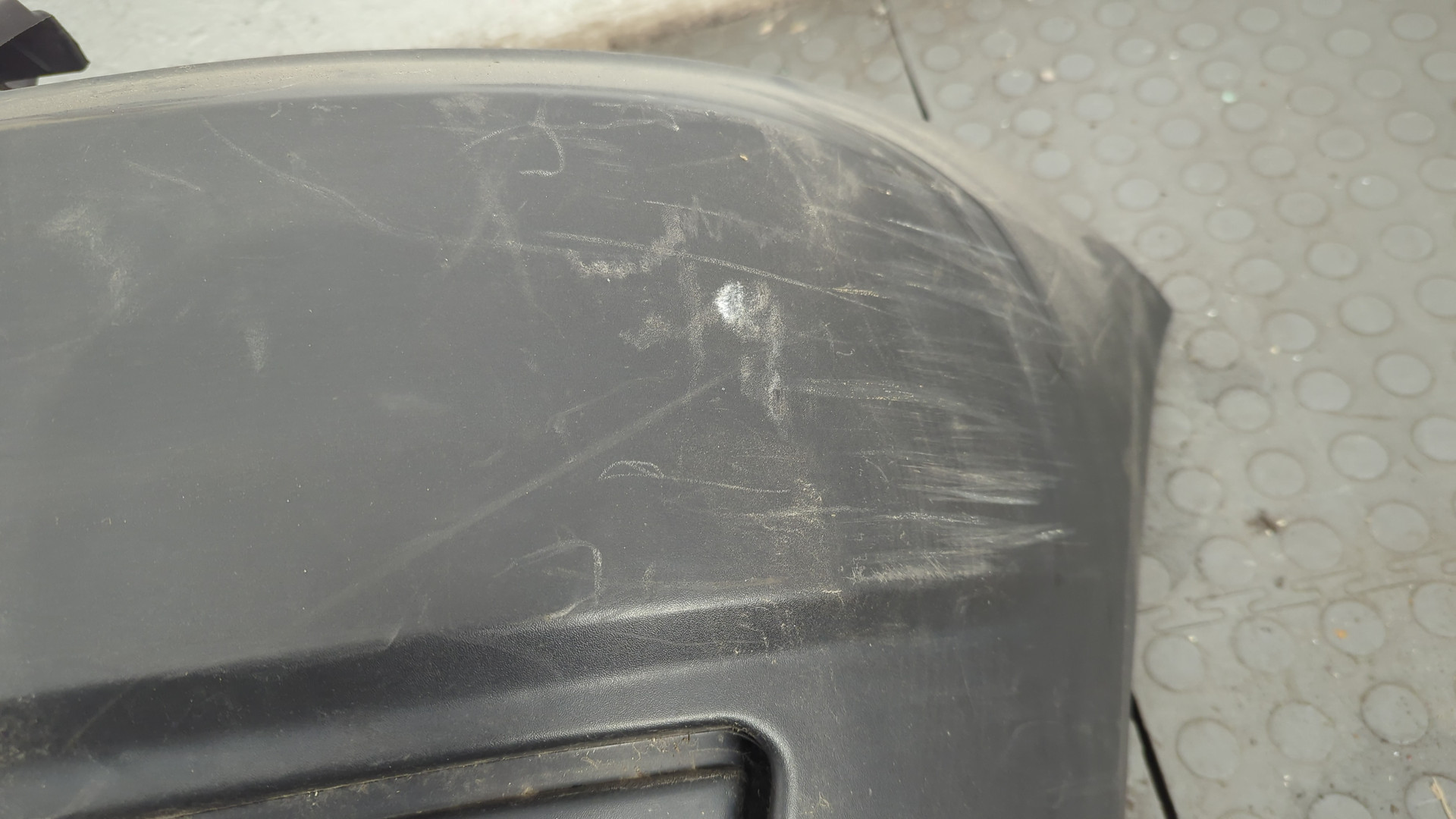 Бампер передний