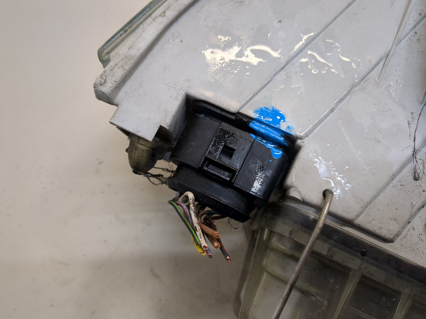 Фара правая